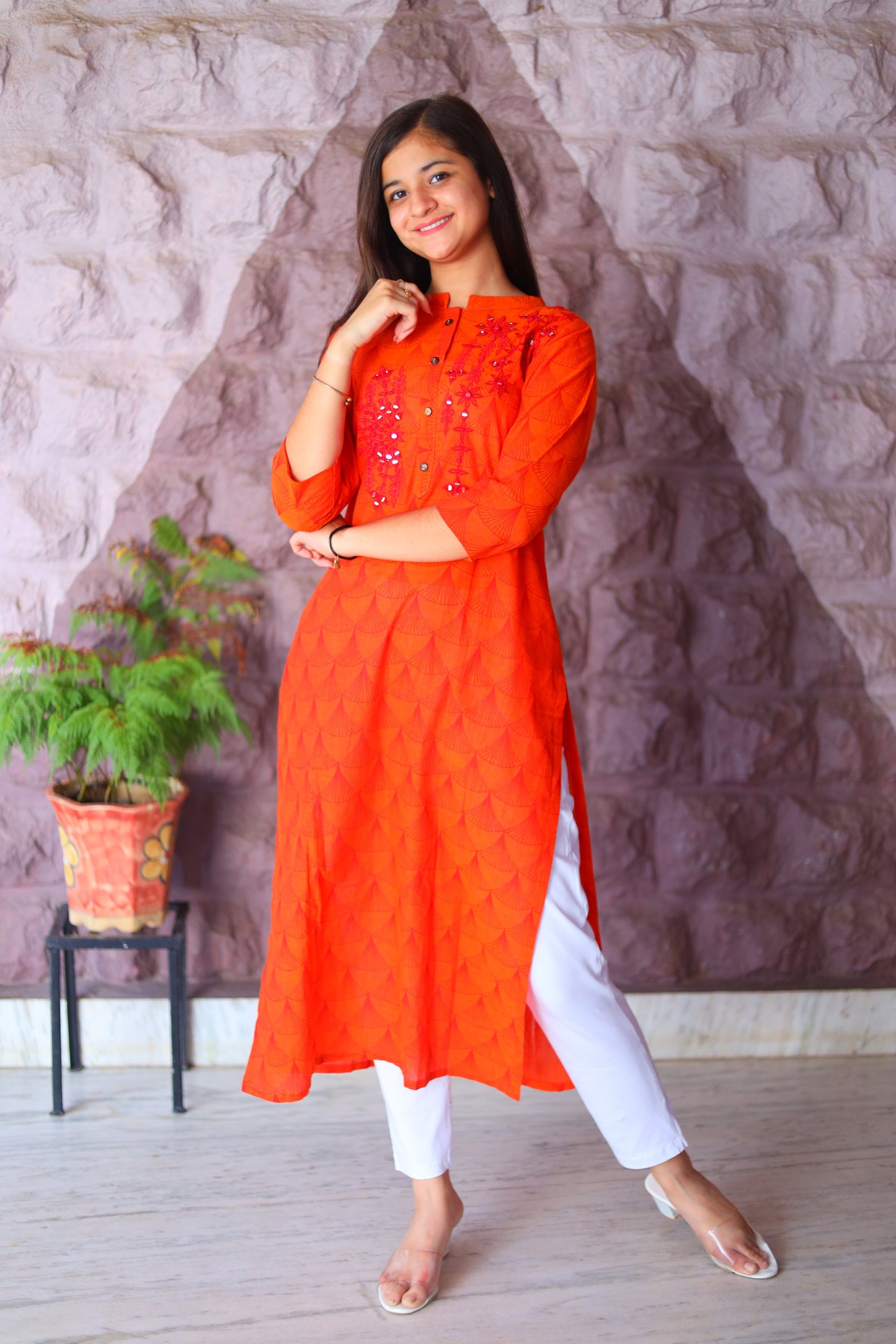JEENAS Cotton Kurti with thread work