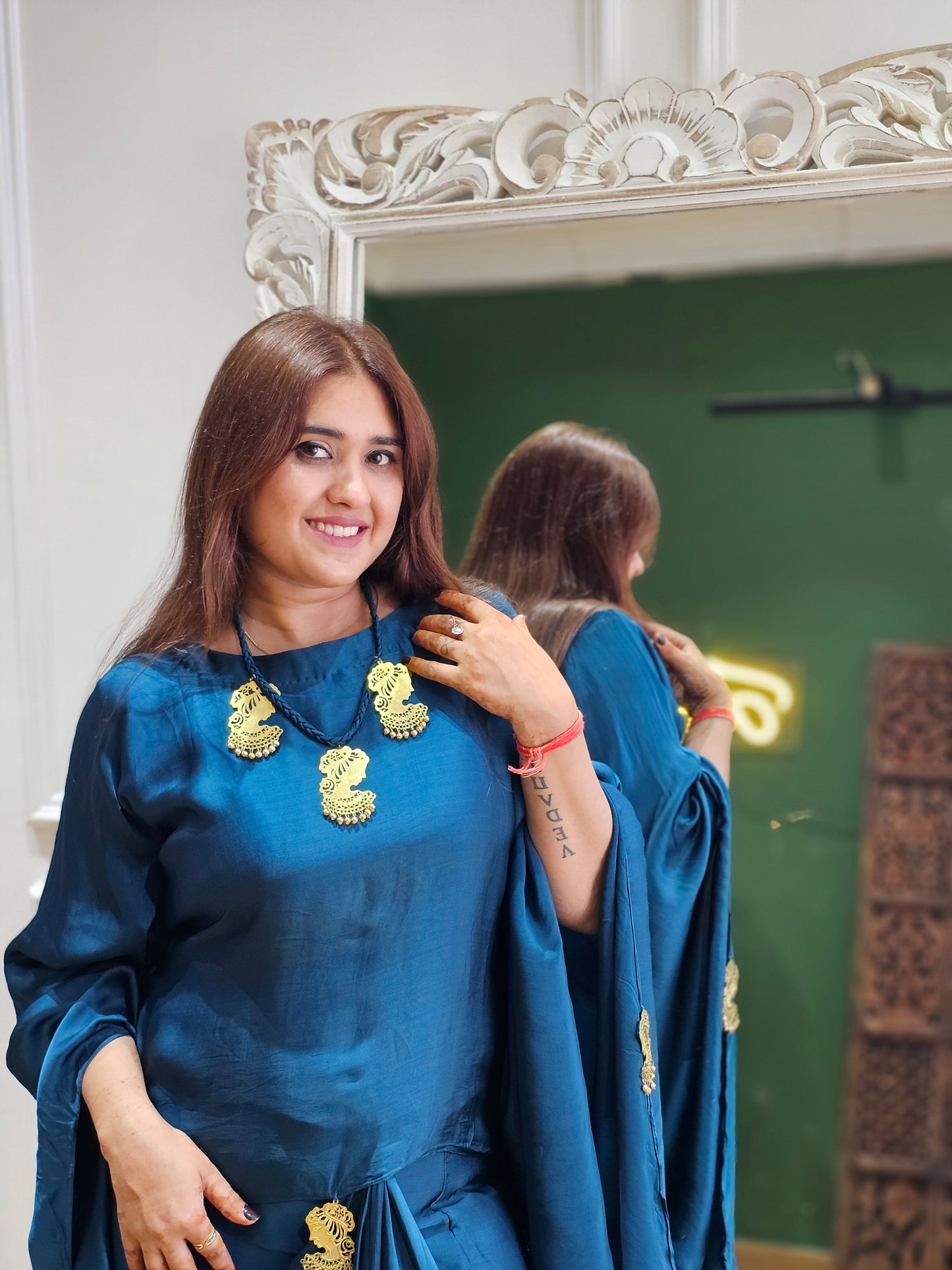 JEENAS pure crape with beautiful hanging