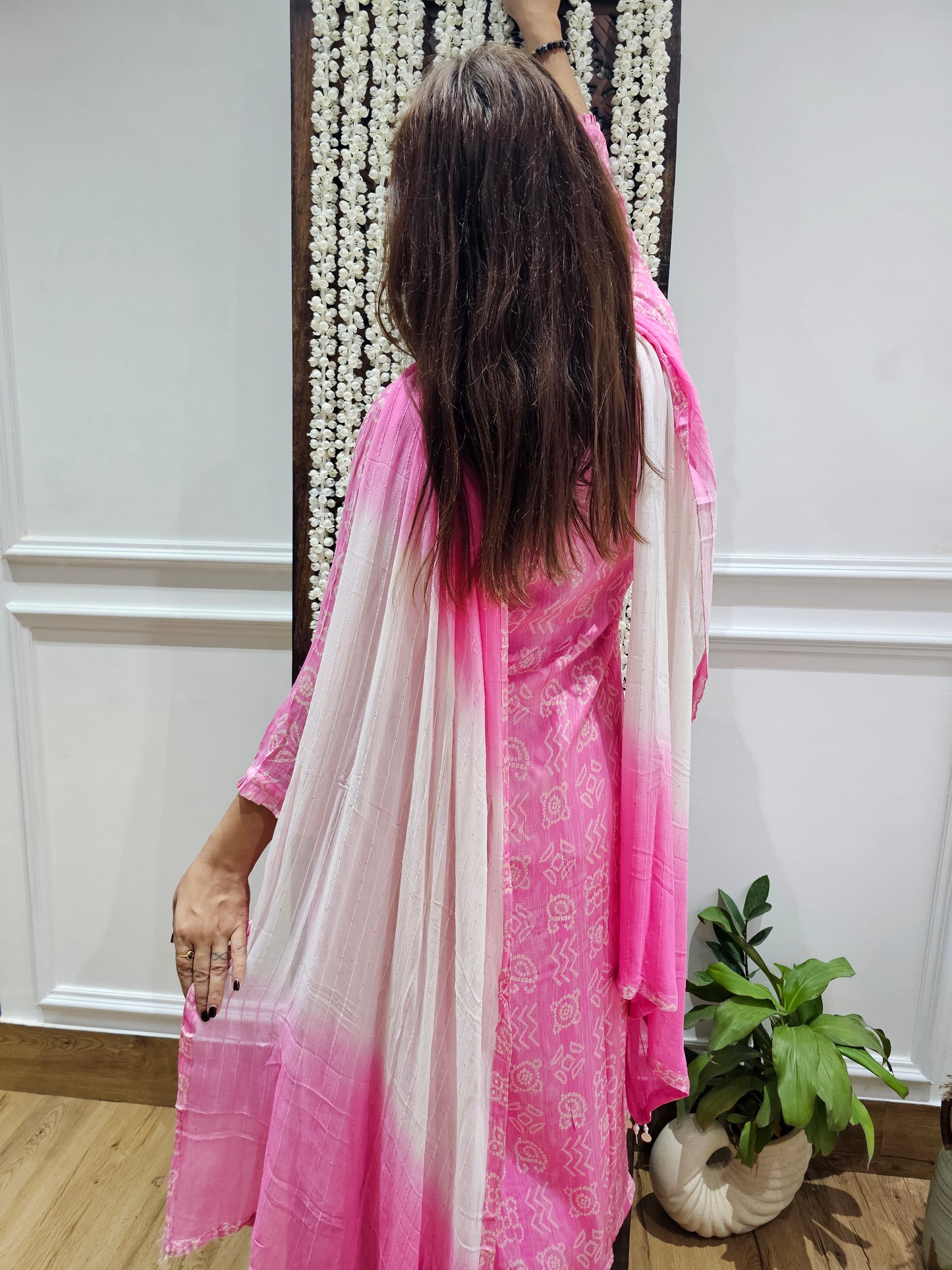 JEENAS pure chinnon with hand work detail in neck suit