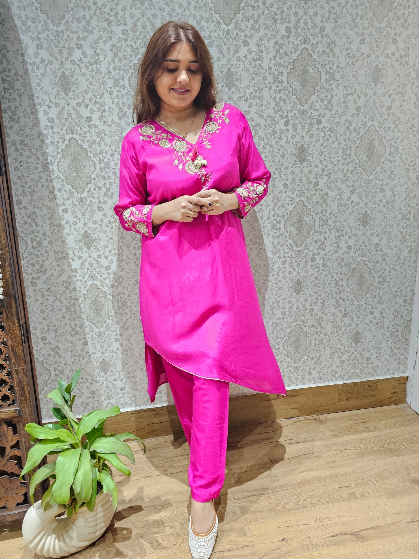 JEENAS pure textured Mul fabric kurta
