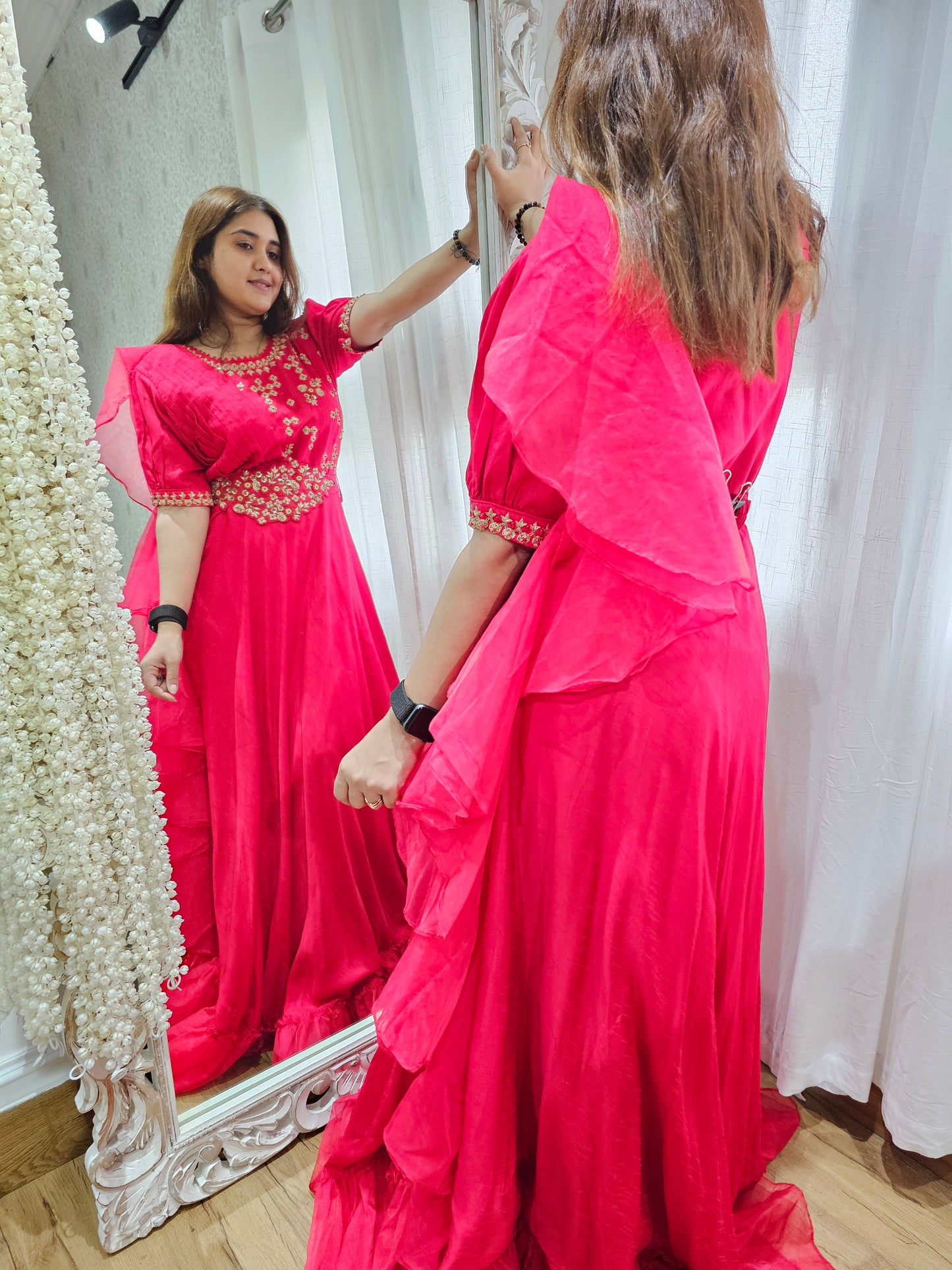 Jeenas silk gown