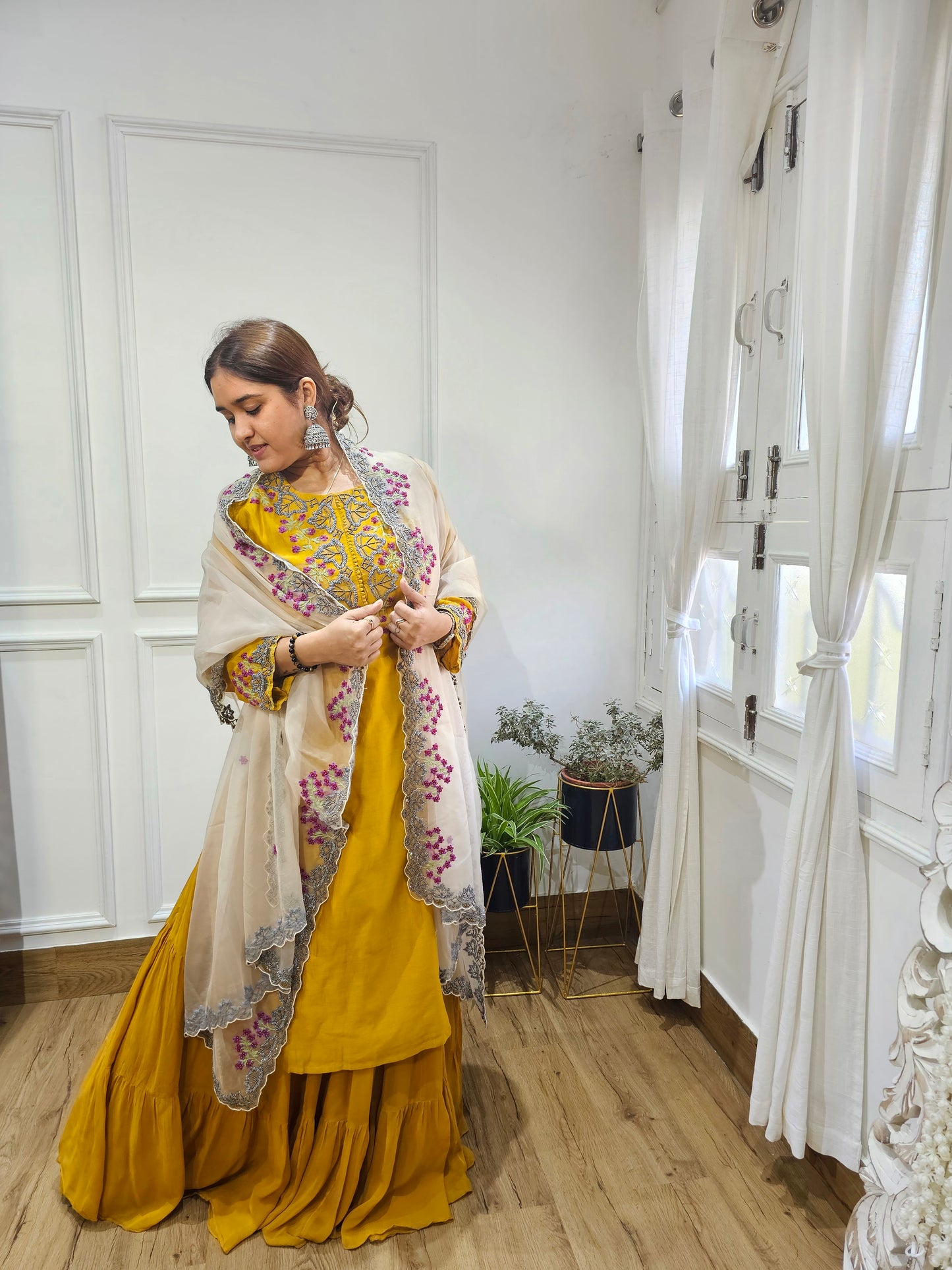Jeenas heavy embroidery skirt kurta set