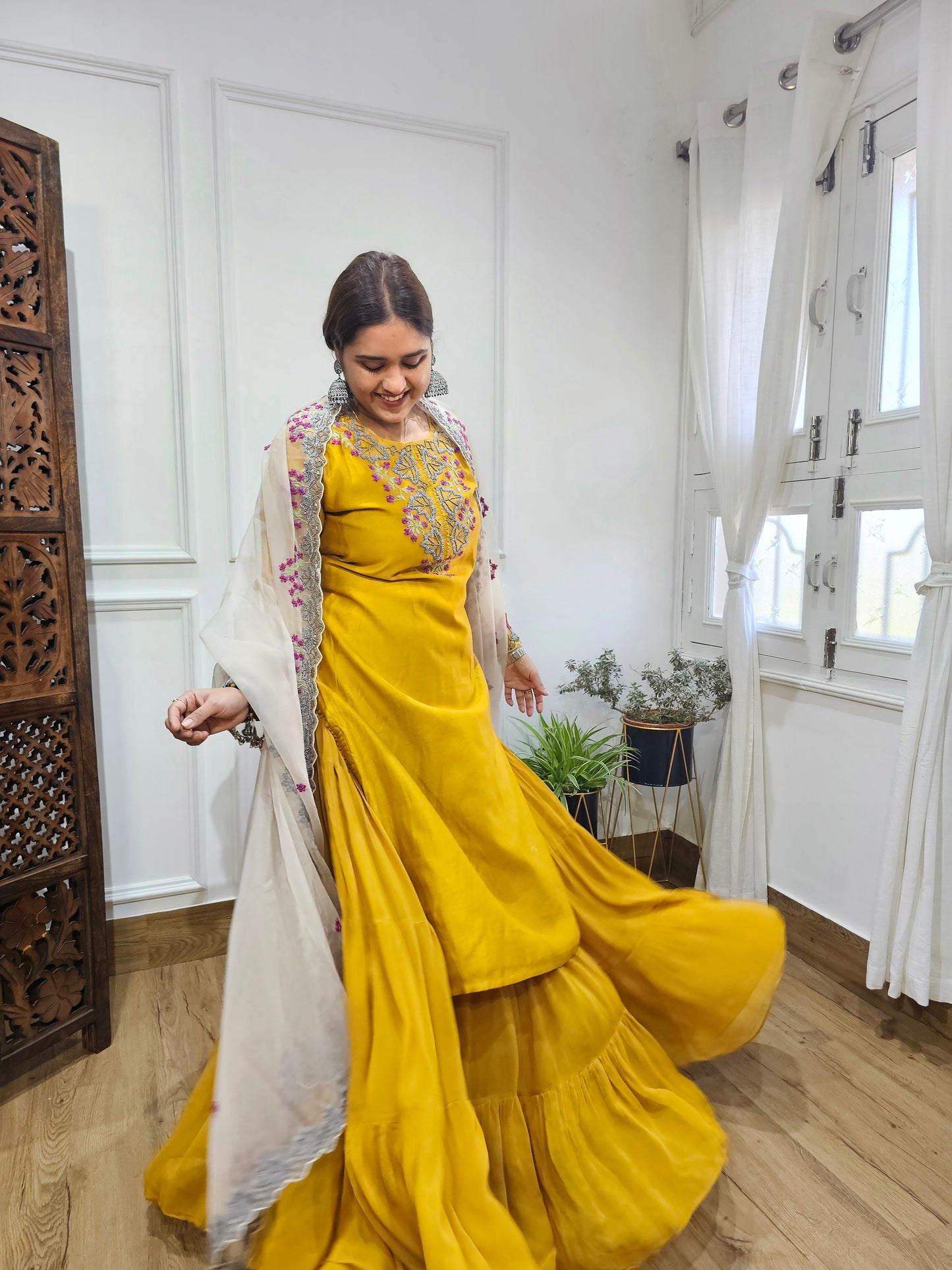 Jeenas heavy embroidery skirt kurta set