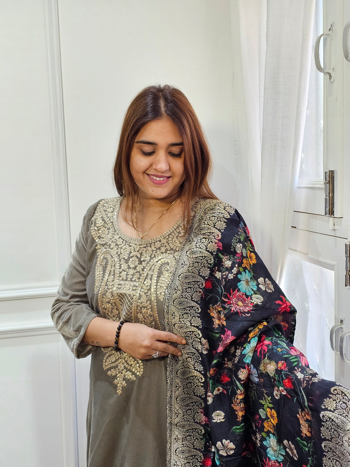 Jeenas velvet zari work suit