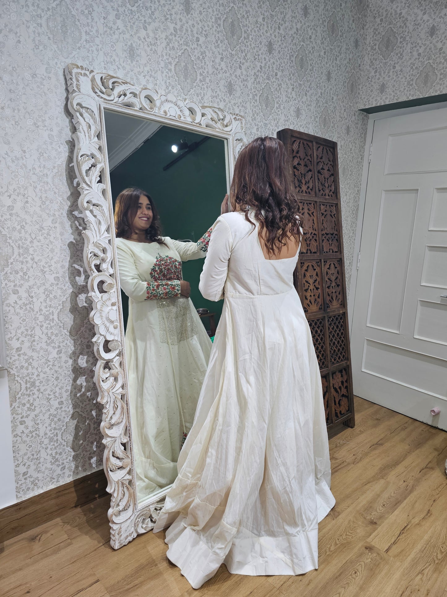 Jeenas embroidered white silk gown