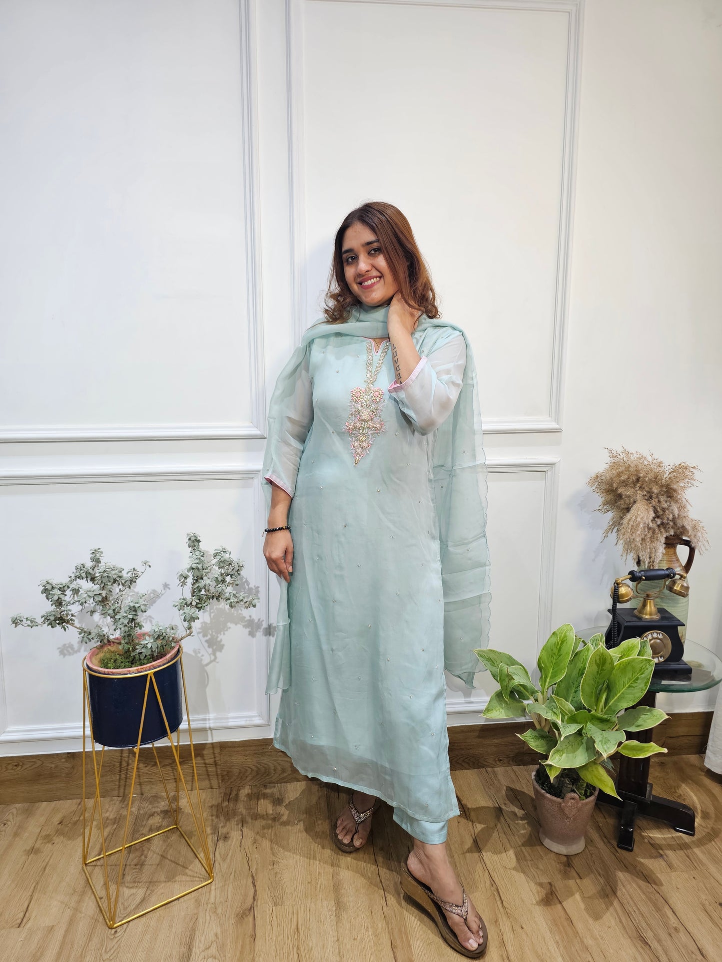 Jeenas organza suit set