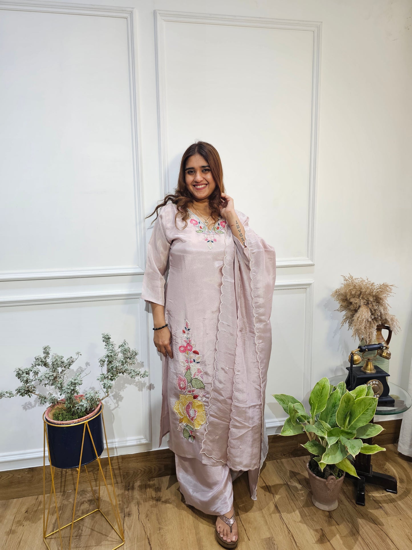 Jeenas tissue silk suit set