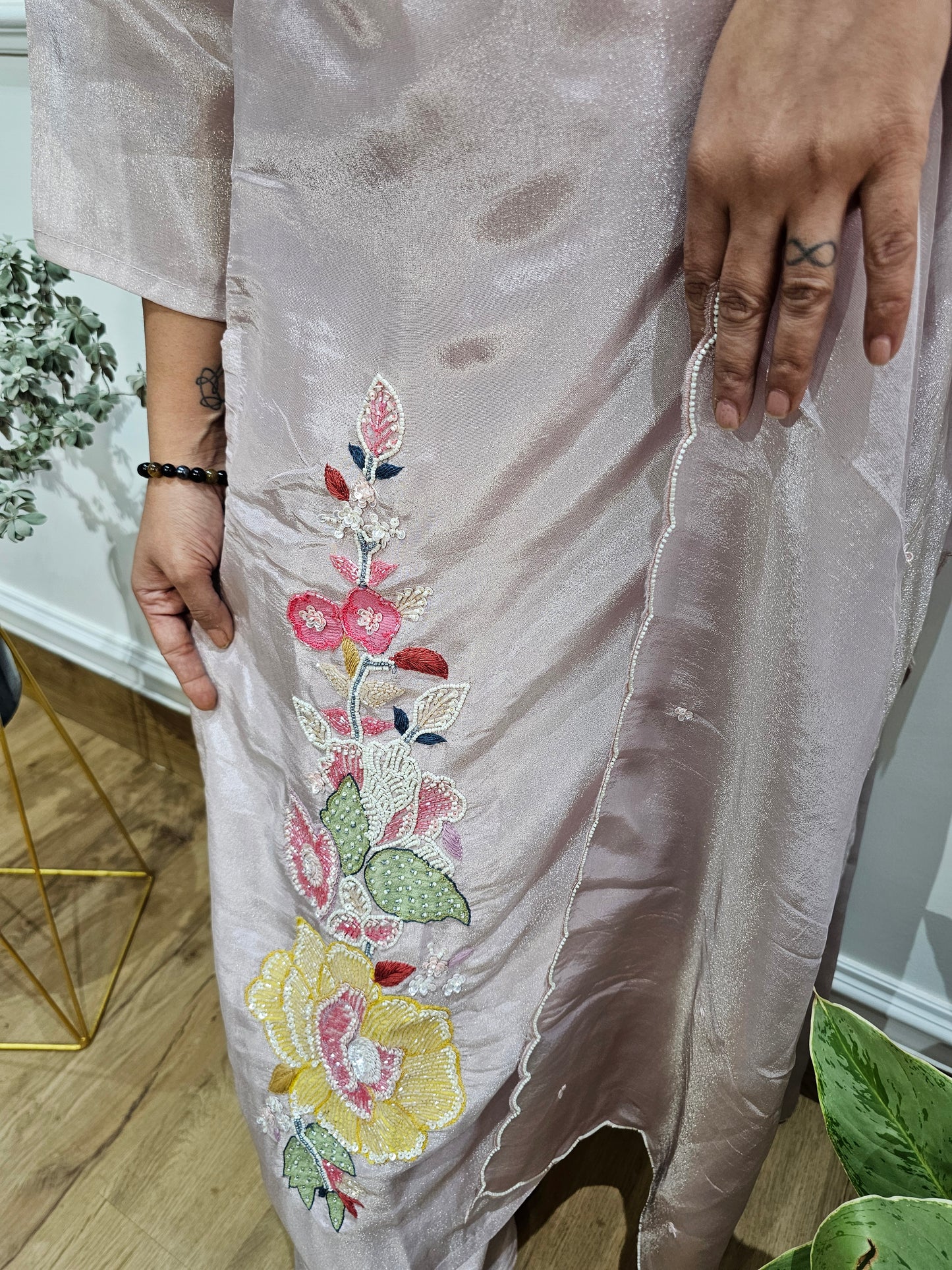 Jeenas tissue silk suit set