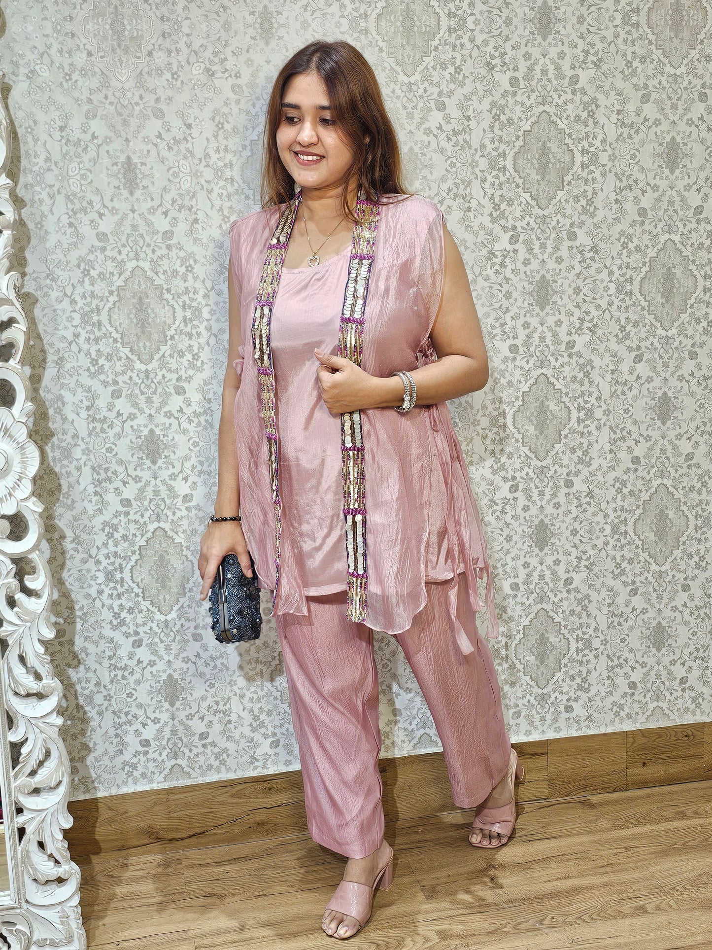 Jeenas tishu cord set