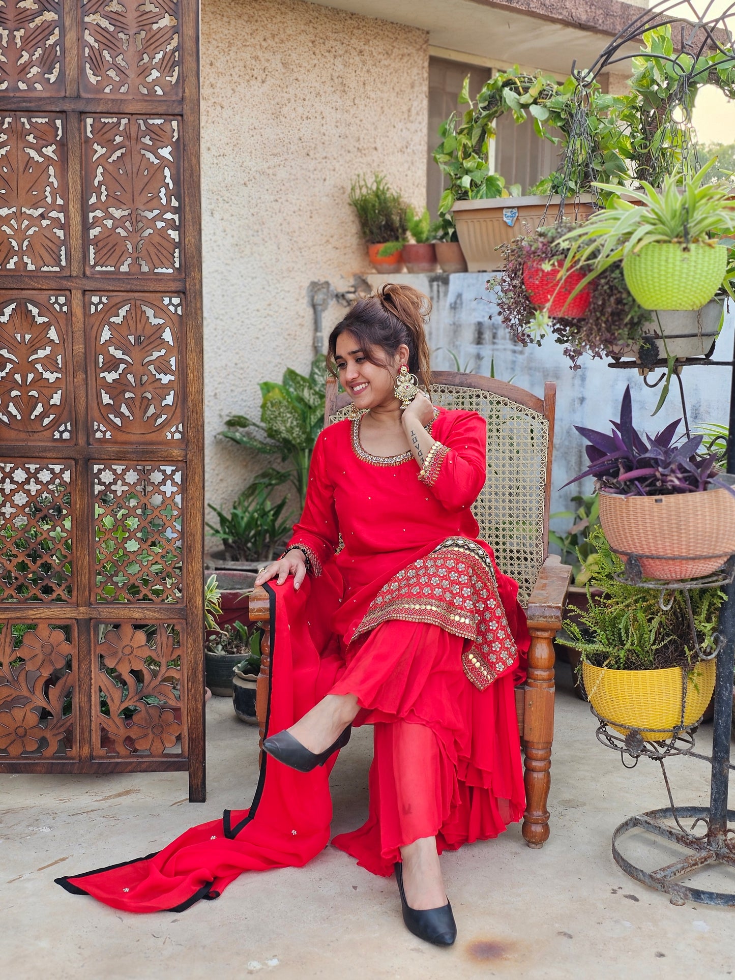 Jeenas red sharara suit set