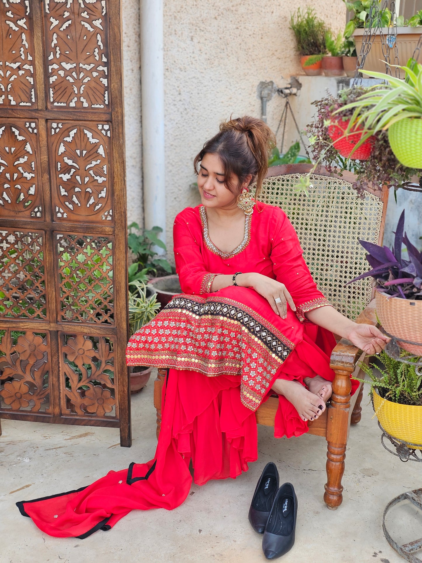 Jeenas red sharara suit set