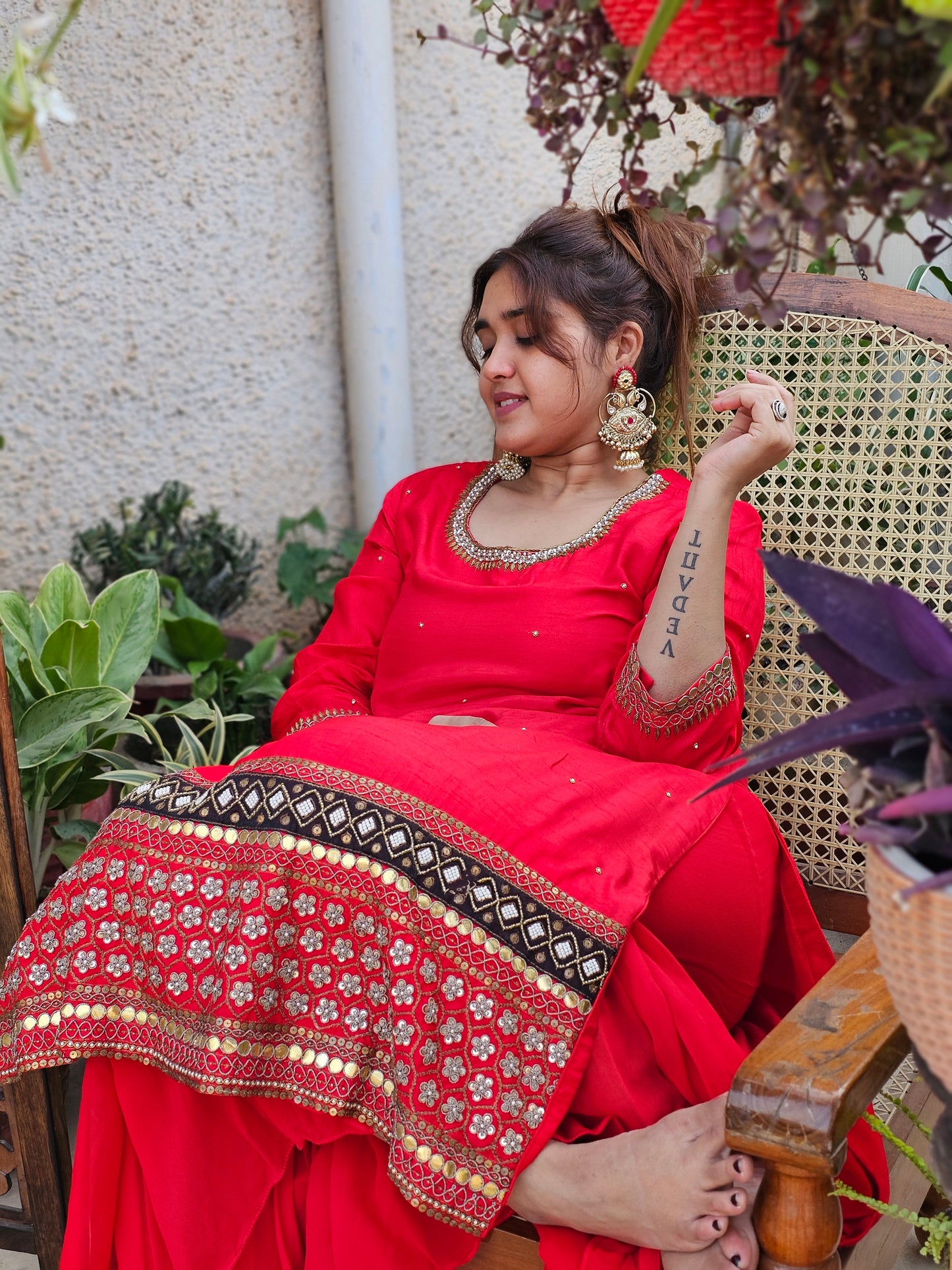 Jeenas red sharara suit set