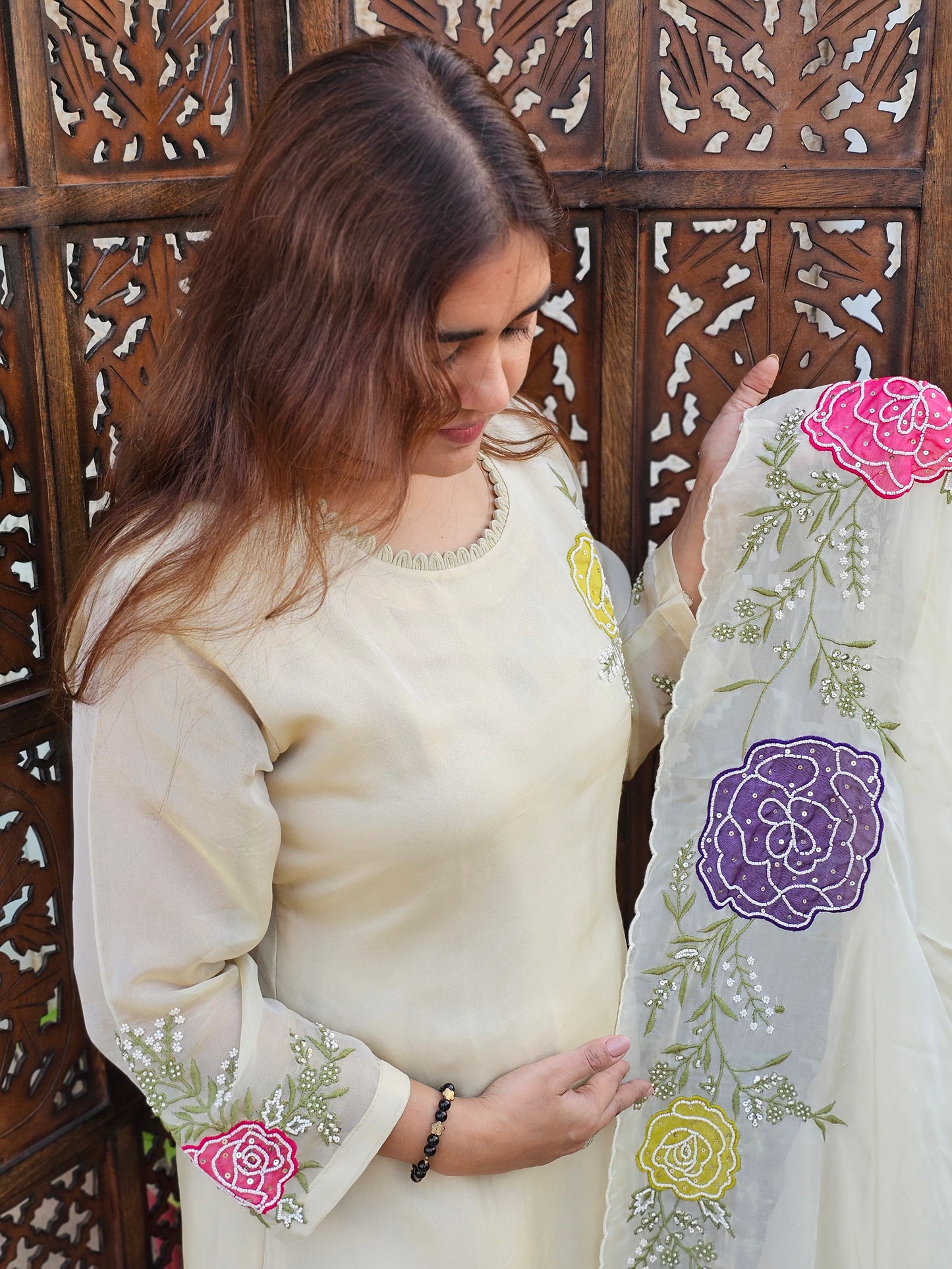 Jeenas Applique ivory suit set