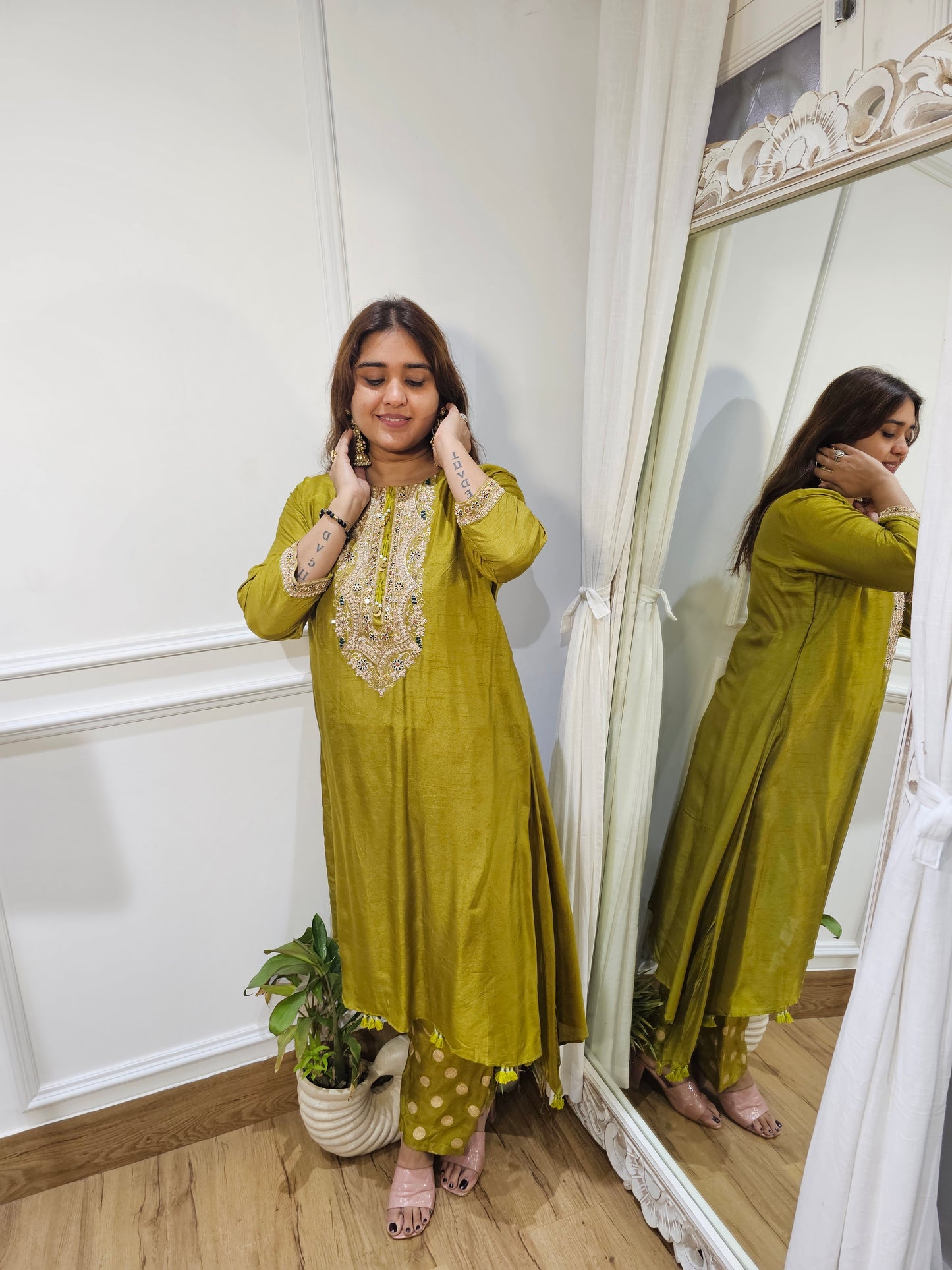 Jeenas silk Polk pant set