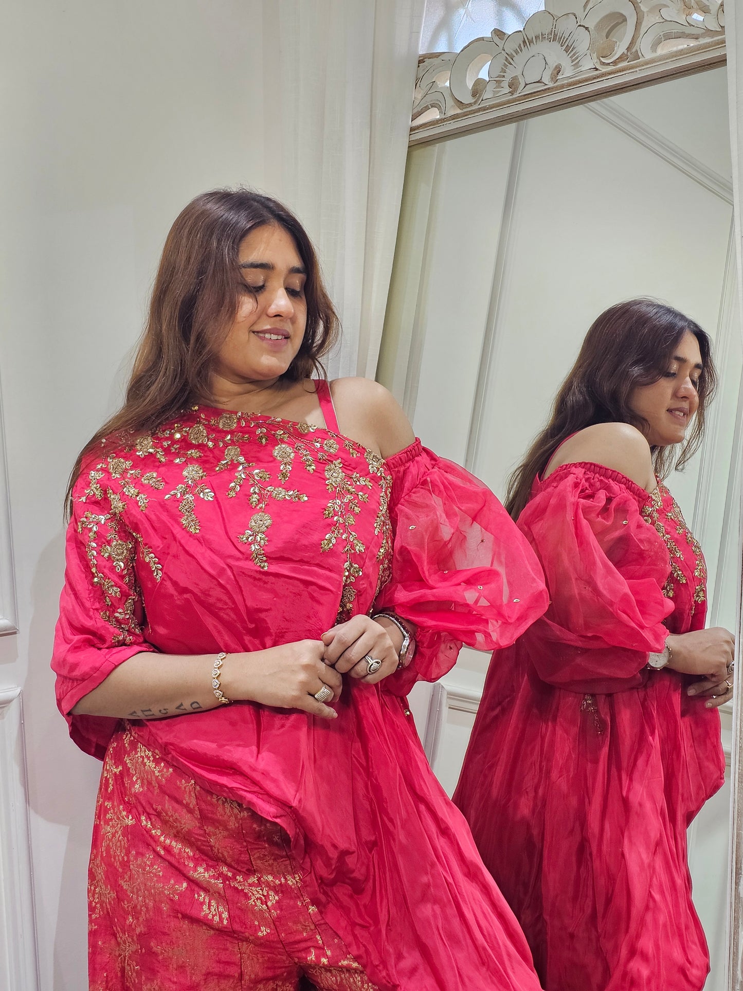 Jeenas red indowestern set