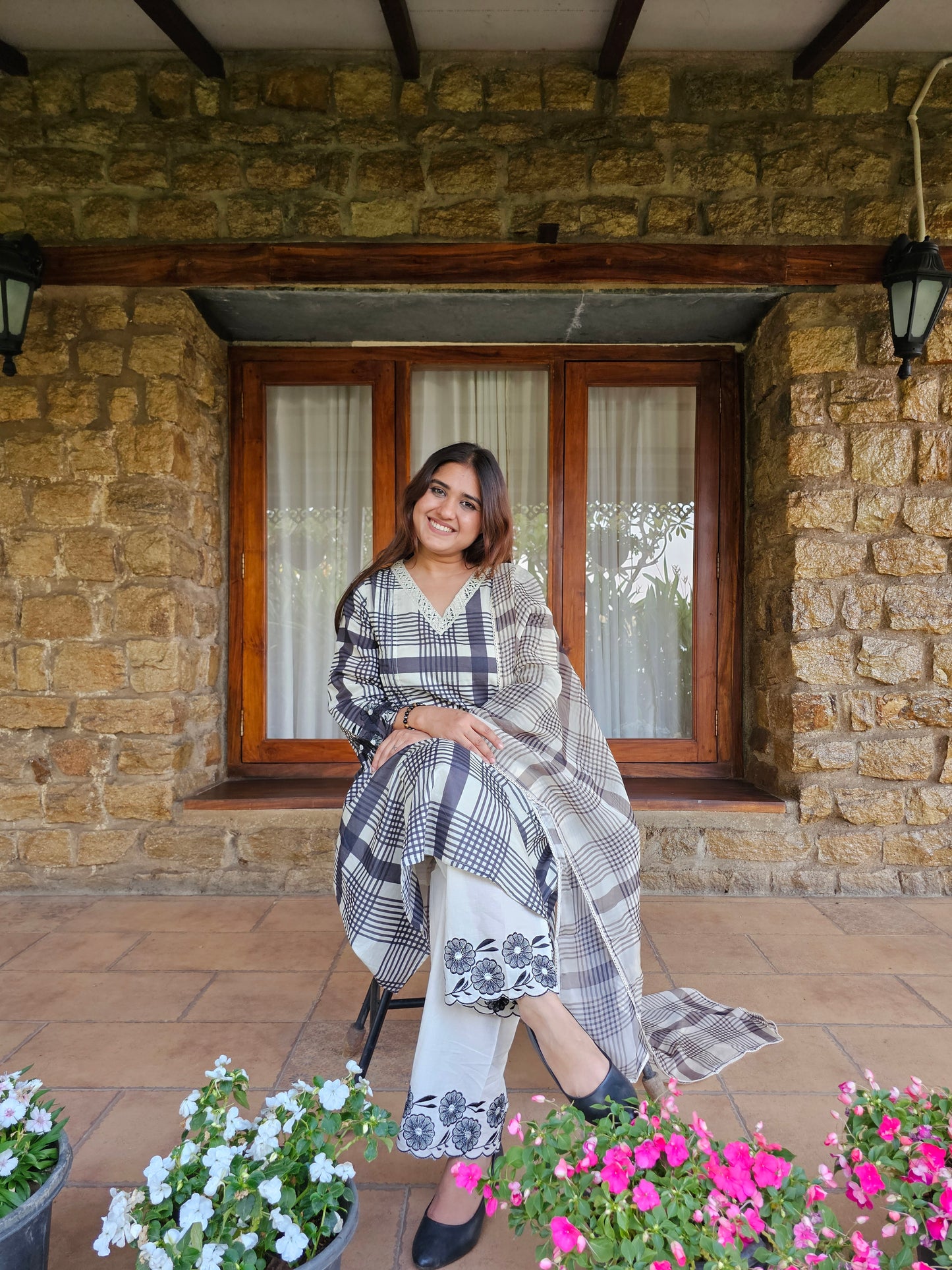 Jeenas cheque pure mal suit set