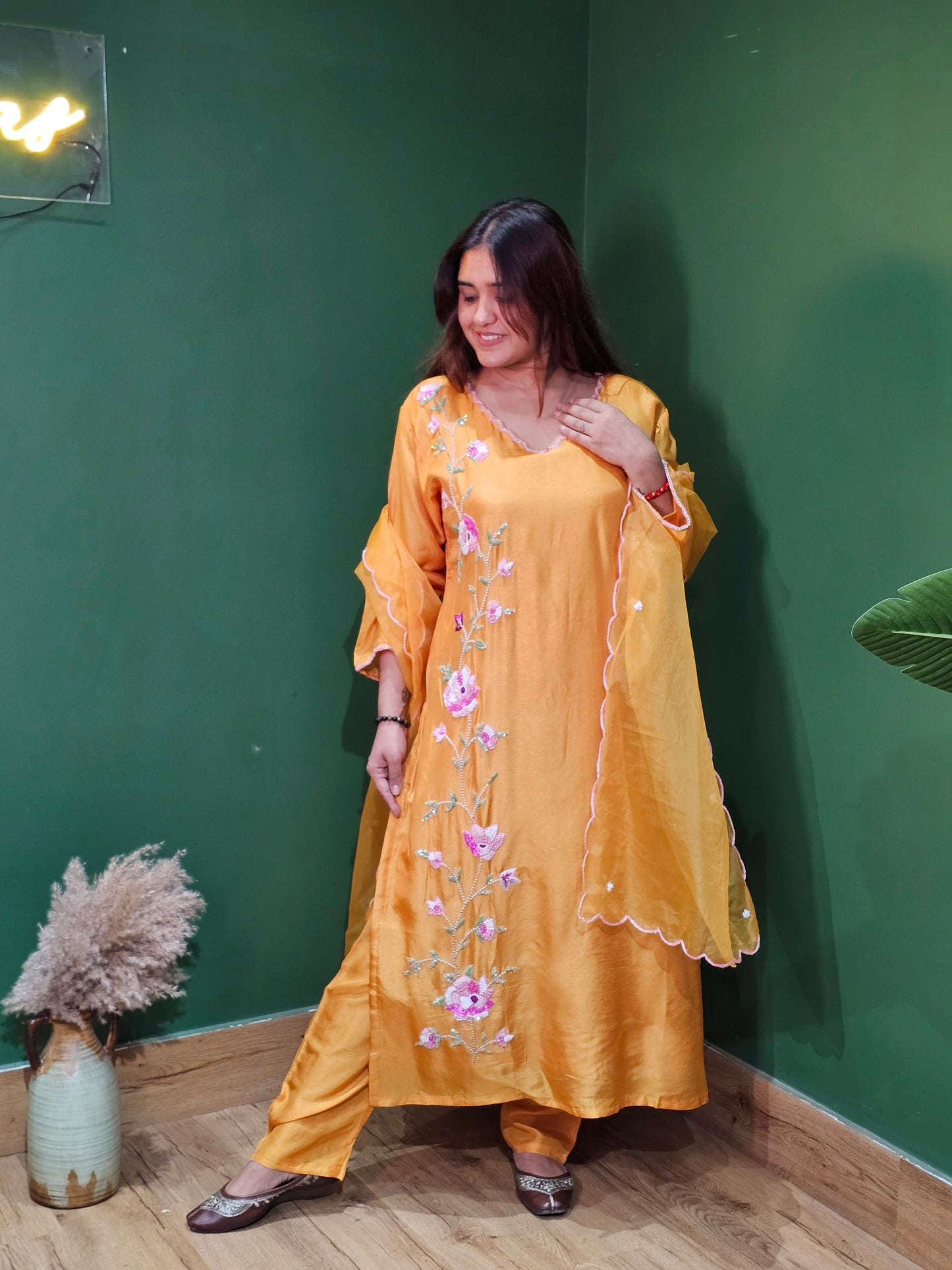Jeenas pure silk suit