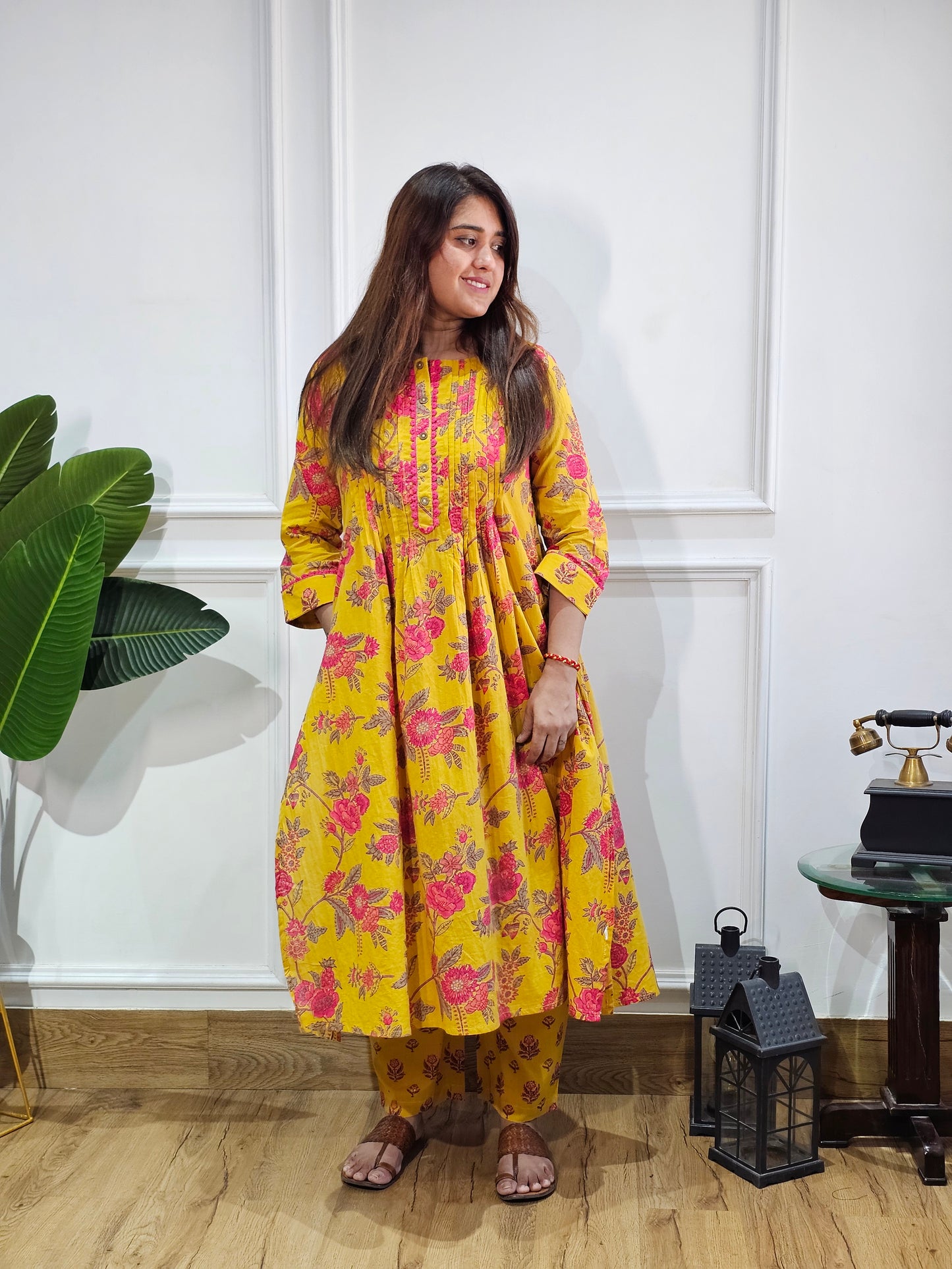 Jeenas floral pure cotton pant kurta