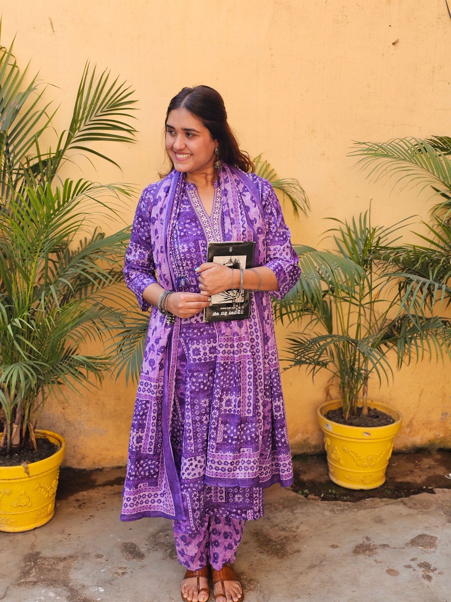 Jeenas floral print pure mul cotton suit set