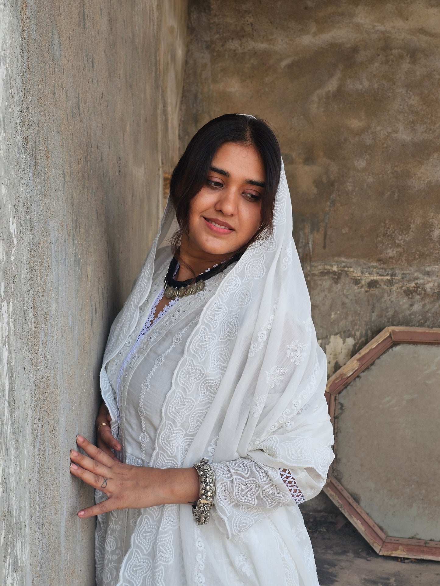 Jeenas white anarkali suit set