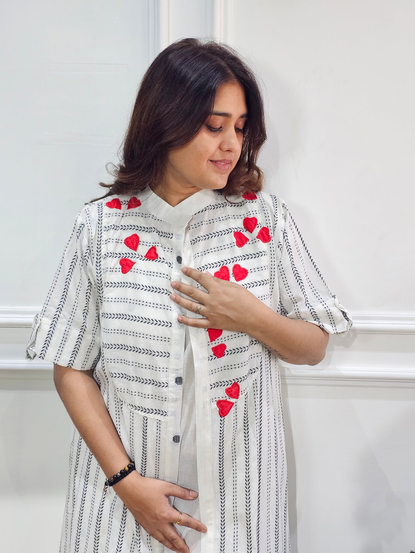 Jeenas white heart tunic