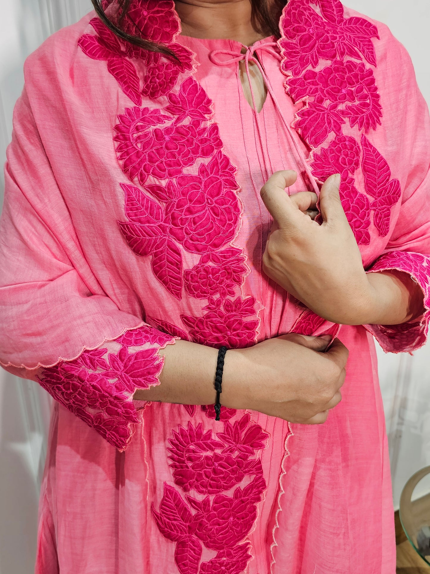 Jeenas embroidery suit set