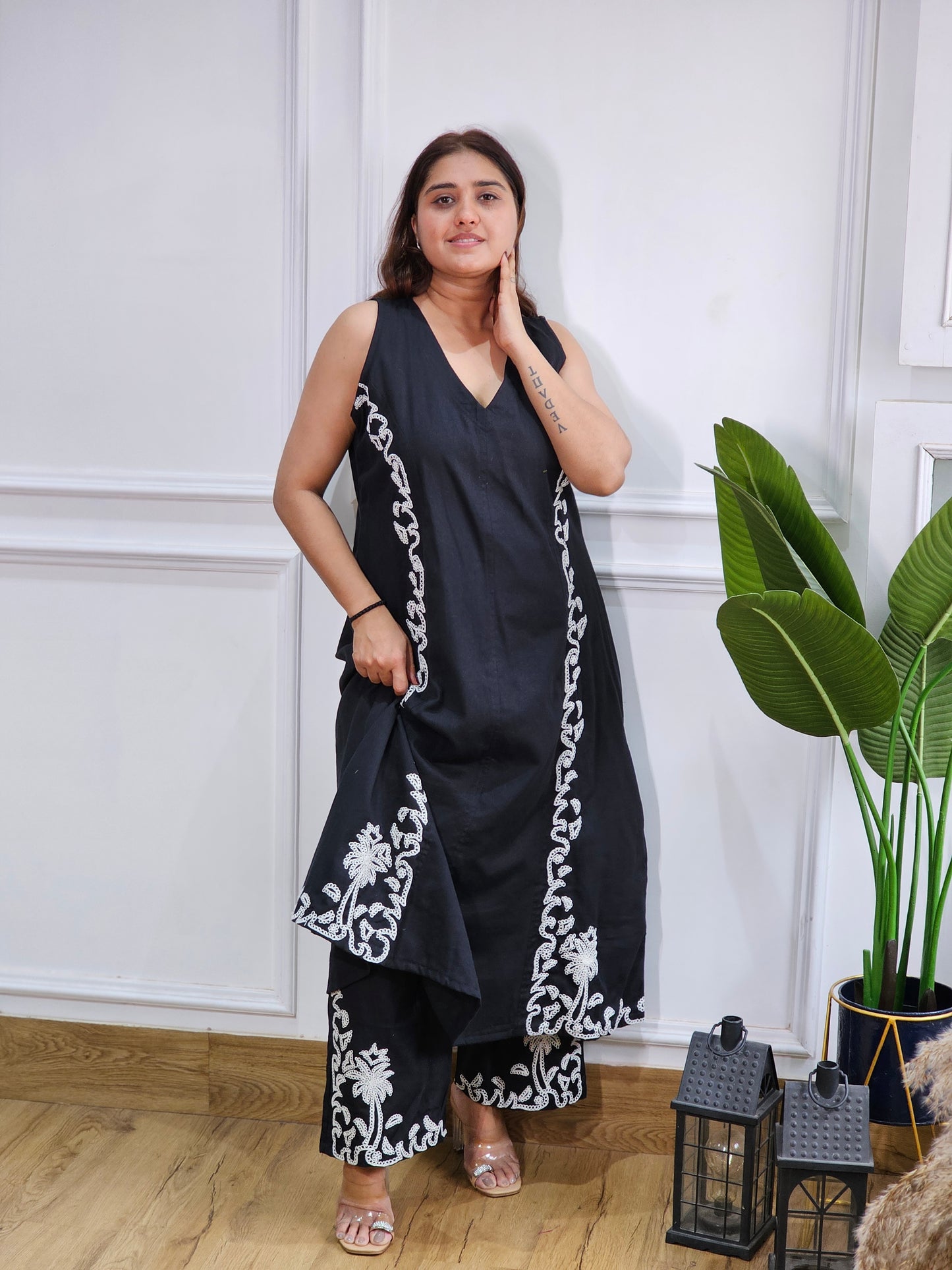 Jeenas pure mul chanderi suit set