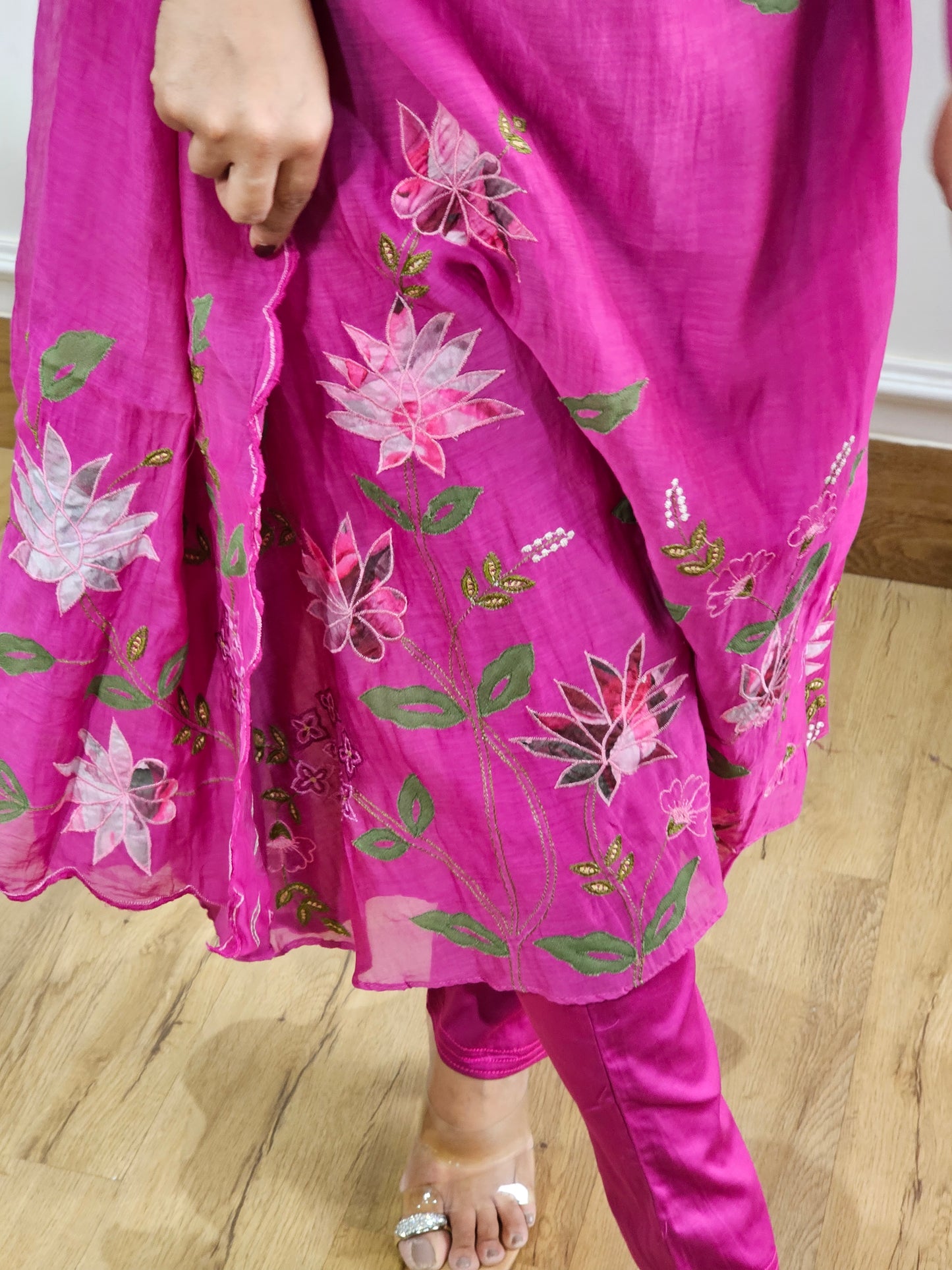 Jeenas pure mul chanderi suit set