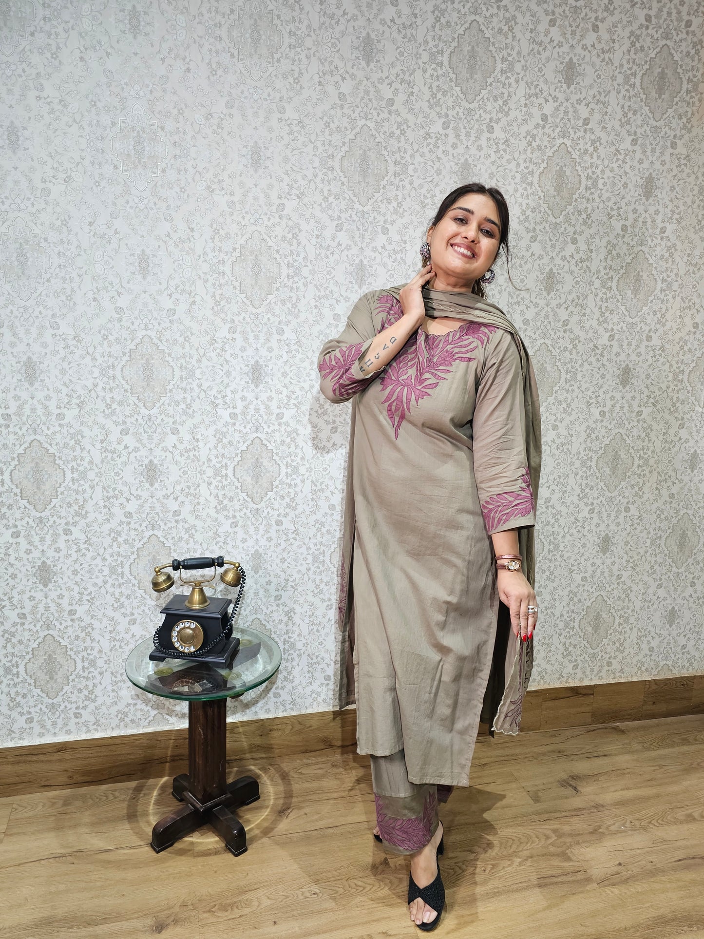 Jeenaspure cotton applique suit set
