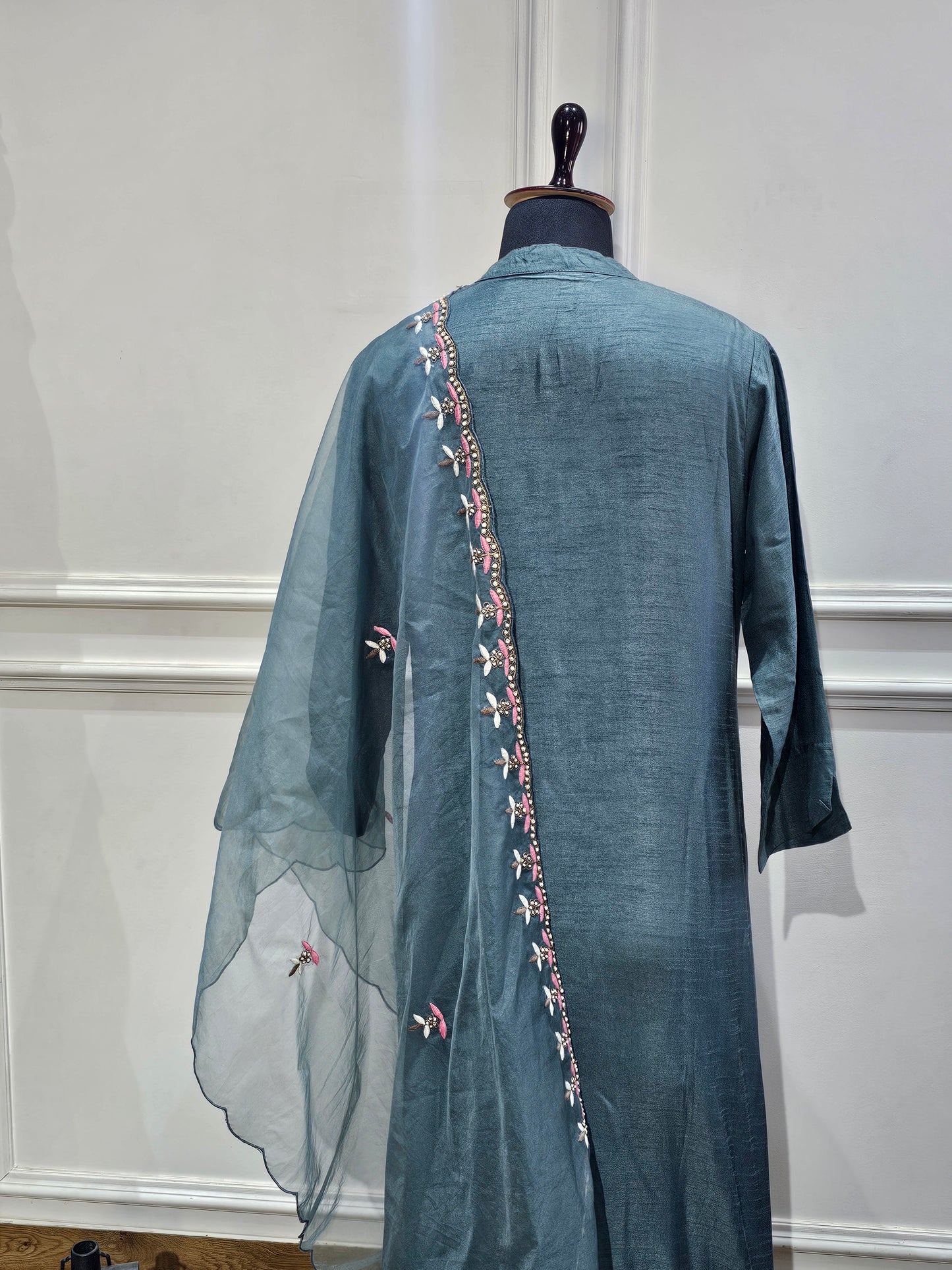 Jeenas Pure silk suit set