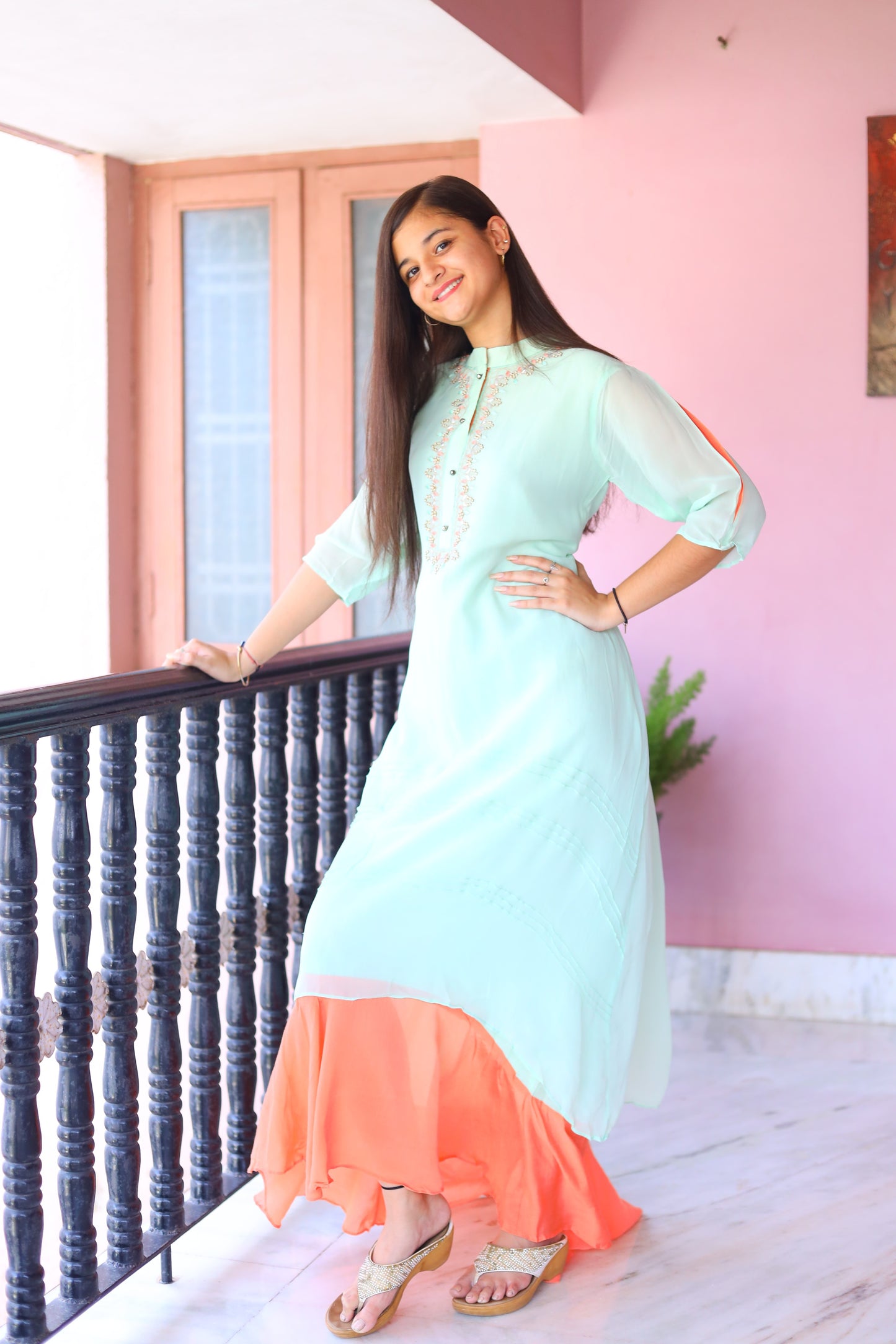 JEENAS Women Georgette Kurti