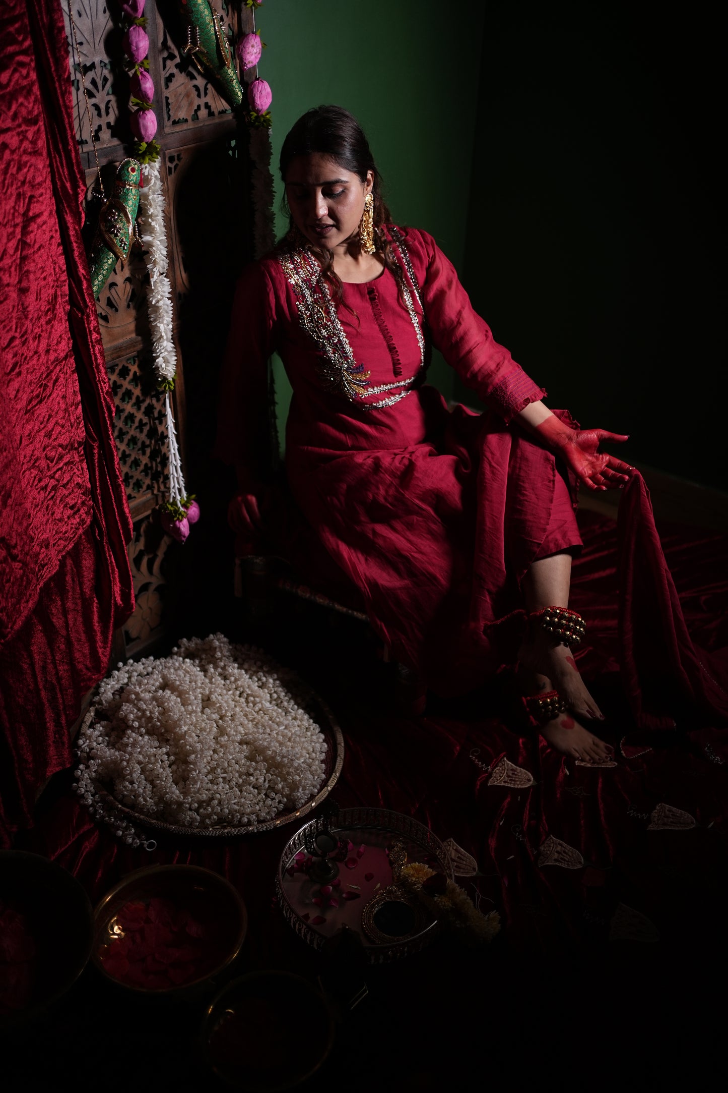 Jeenas Maroon Majesty suit