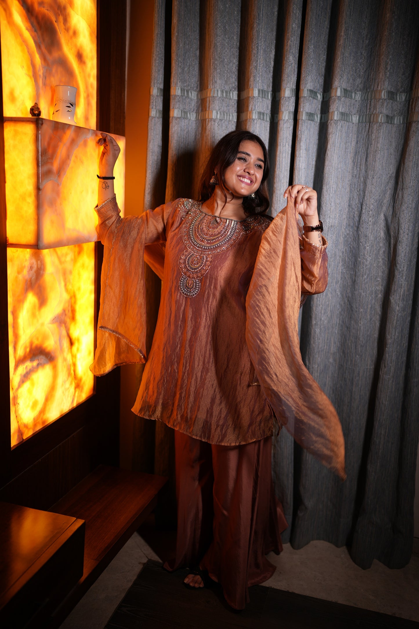 jeenas Zari-e-Tissue