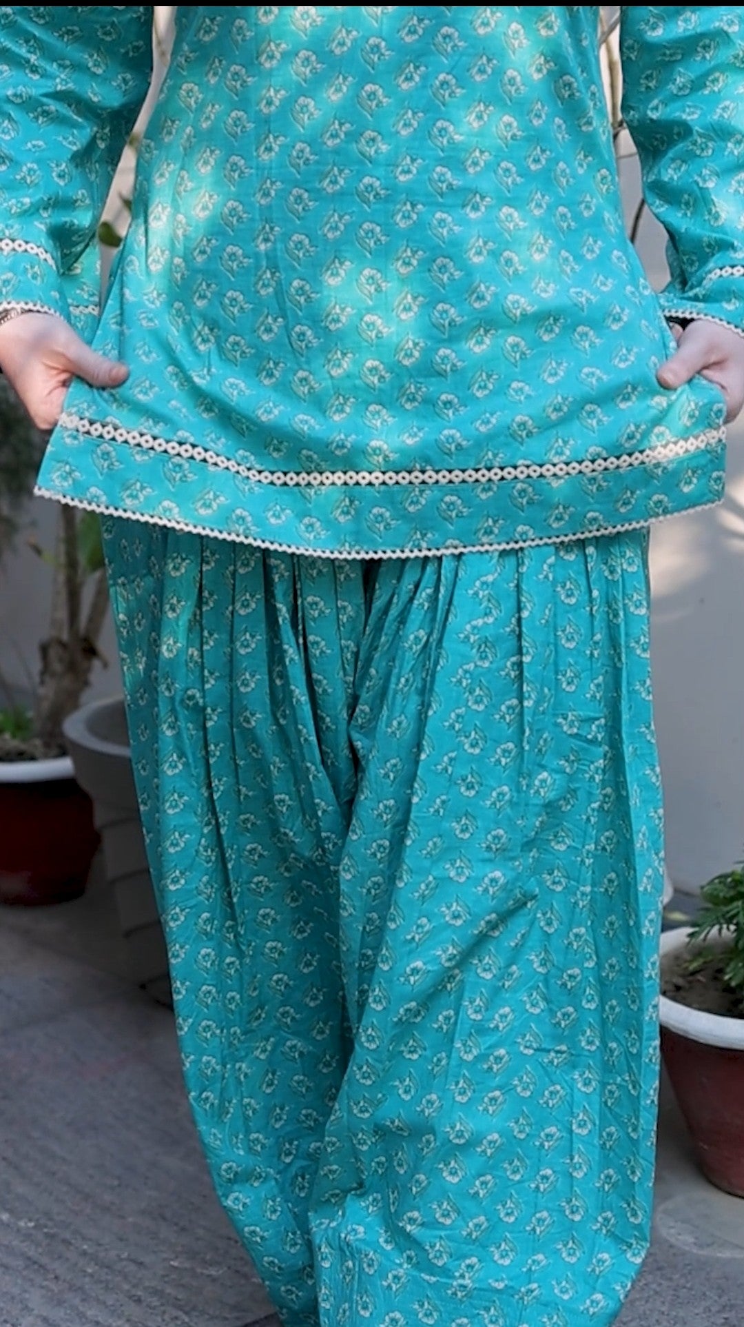 Nazakat Teal Set