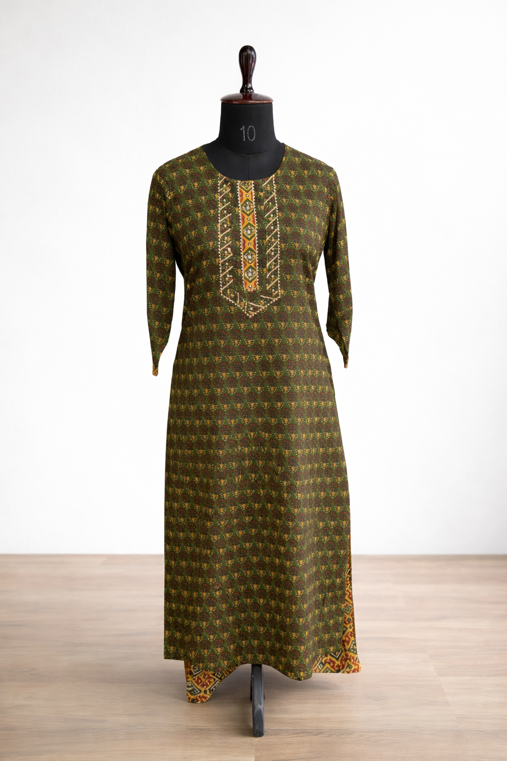 Jeenas Printed Kurta Pant Set