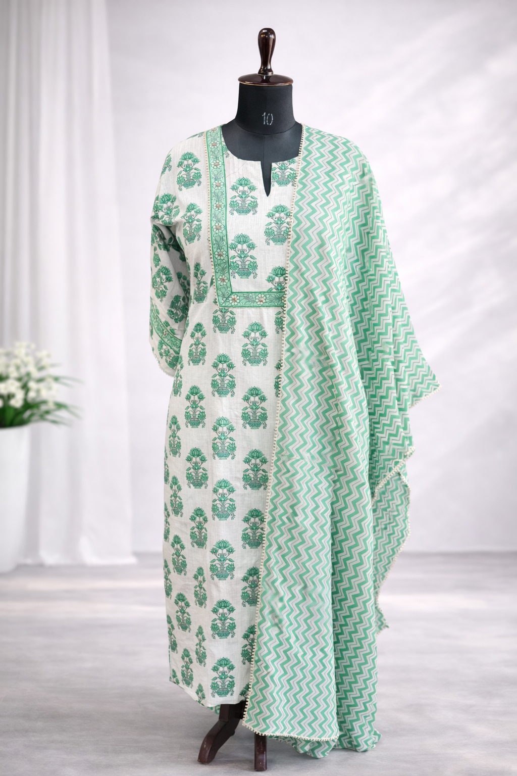 jeenas dupatta set