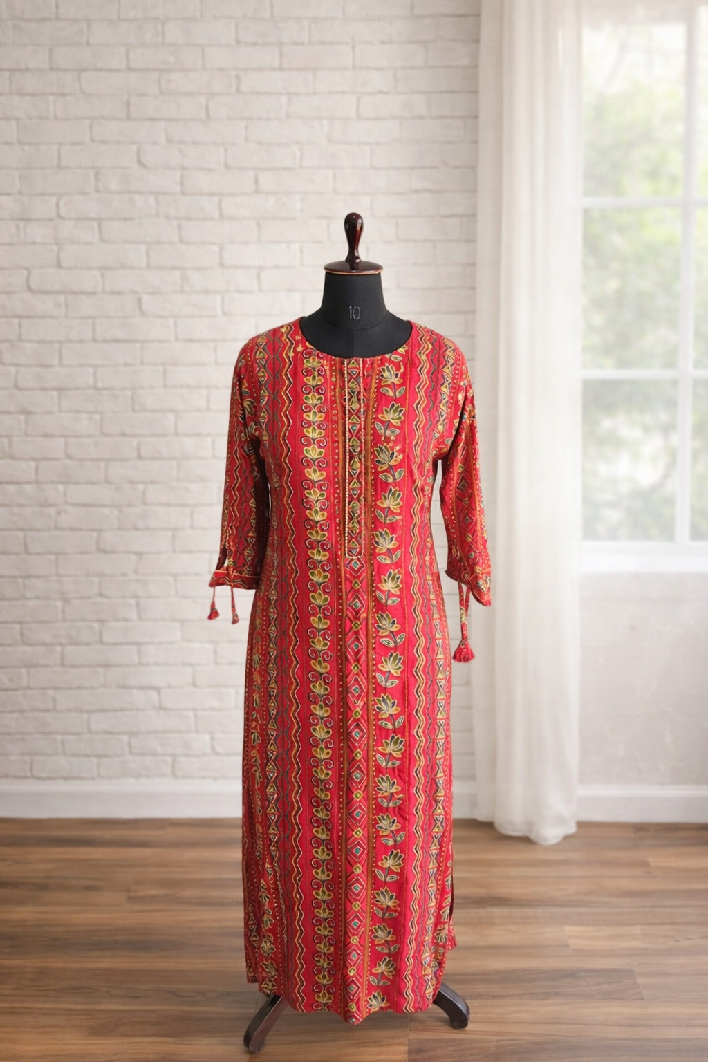 Jeenas Kurta