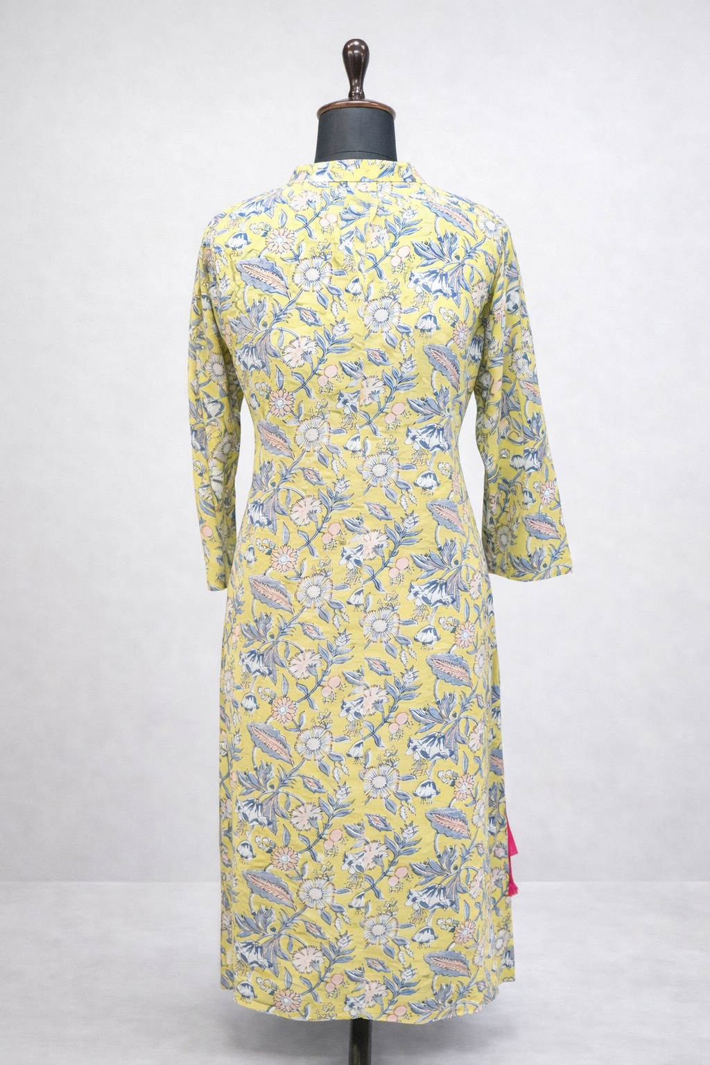 Jeenas Kurta