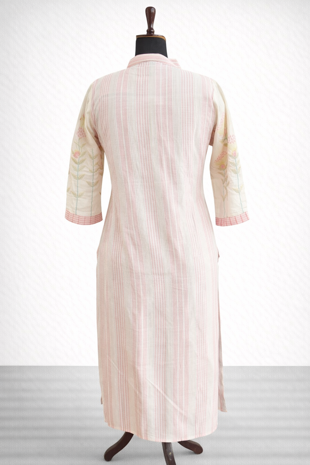 Jeenas Kurta