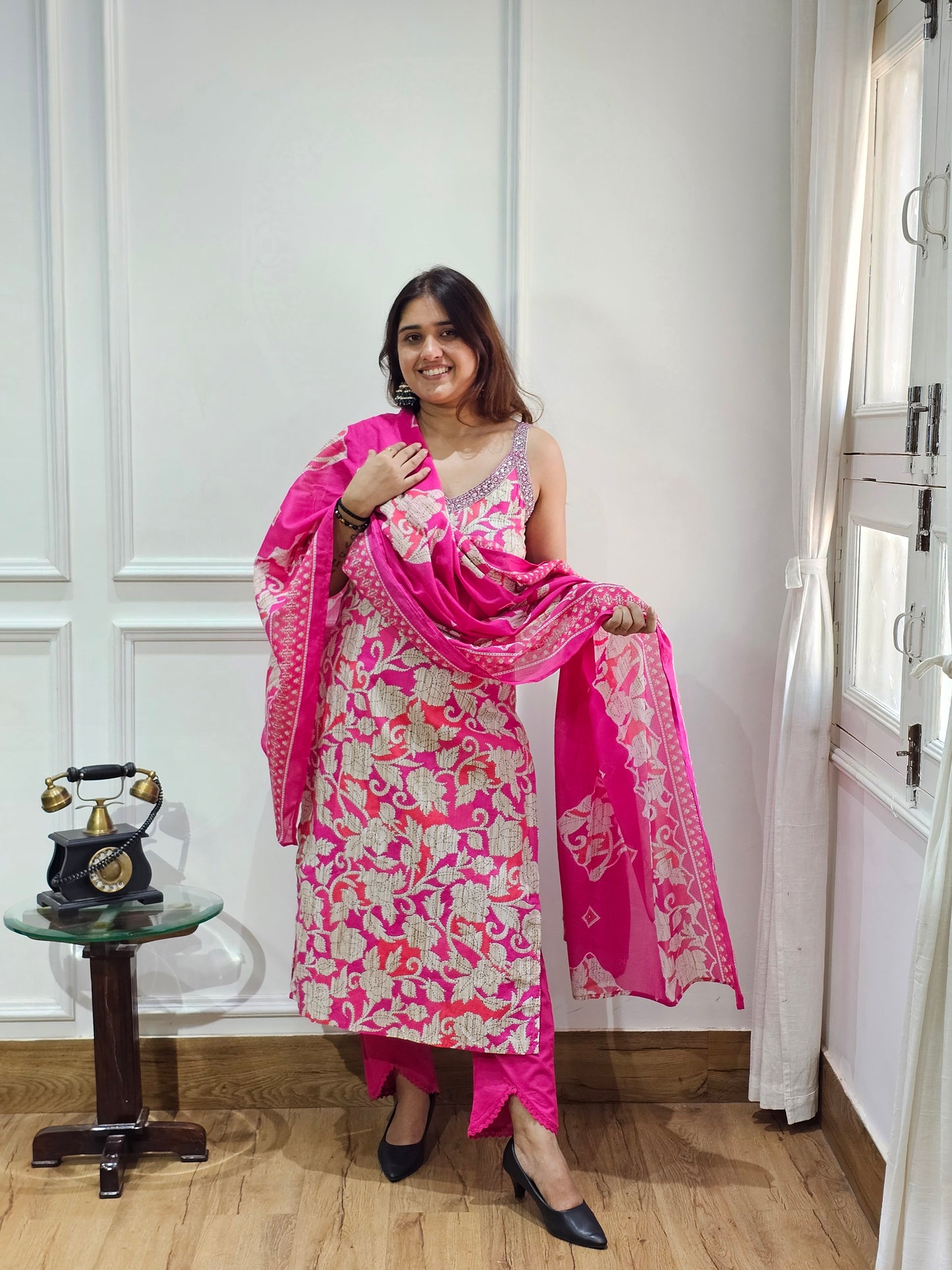 Jeenas floral cotton strap suit set
