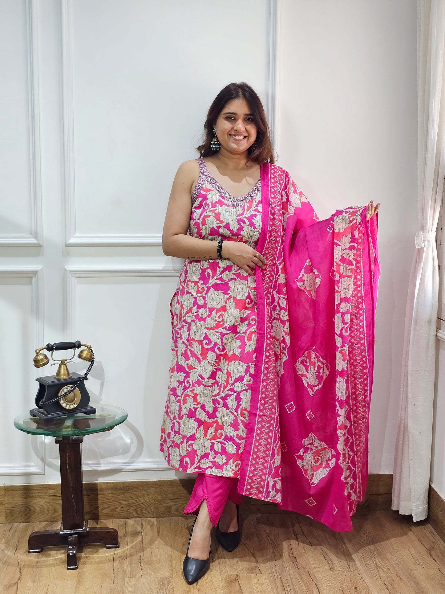 Jeenas floral cotton strap suit set