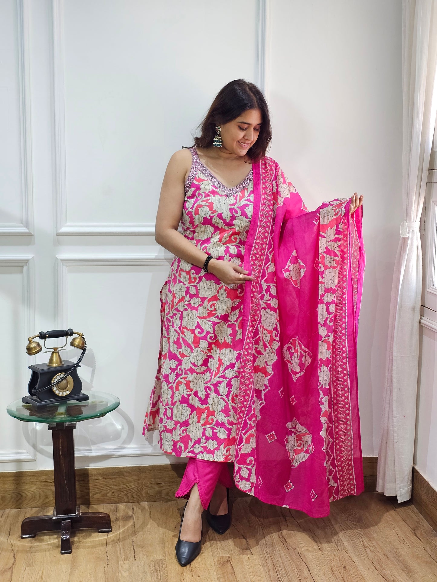 Jeenas floral cotton strap suit set