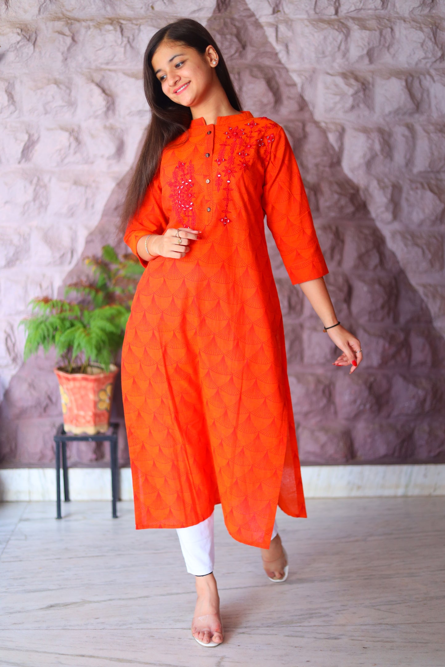 JEENAS Cotton Kurti with thread work