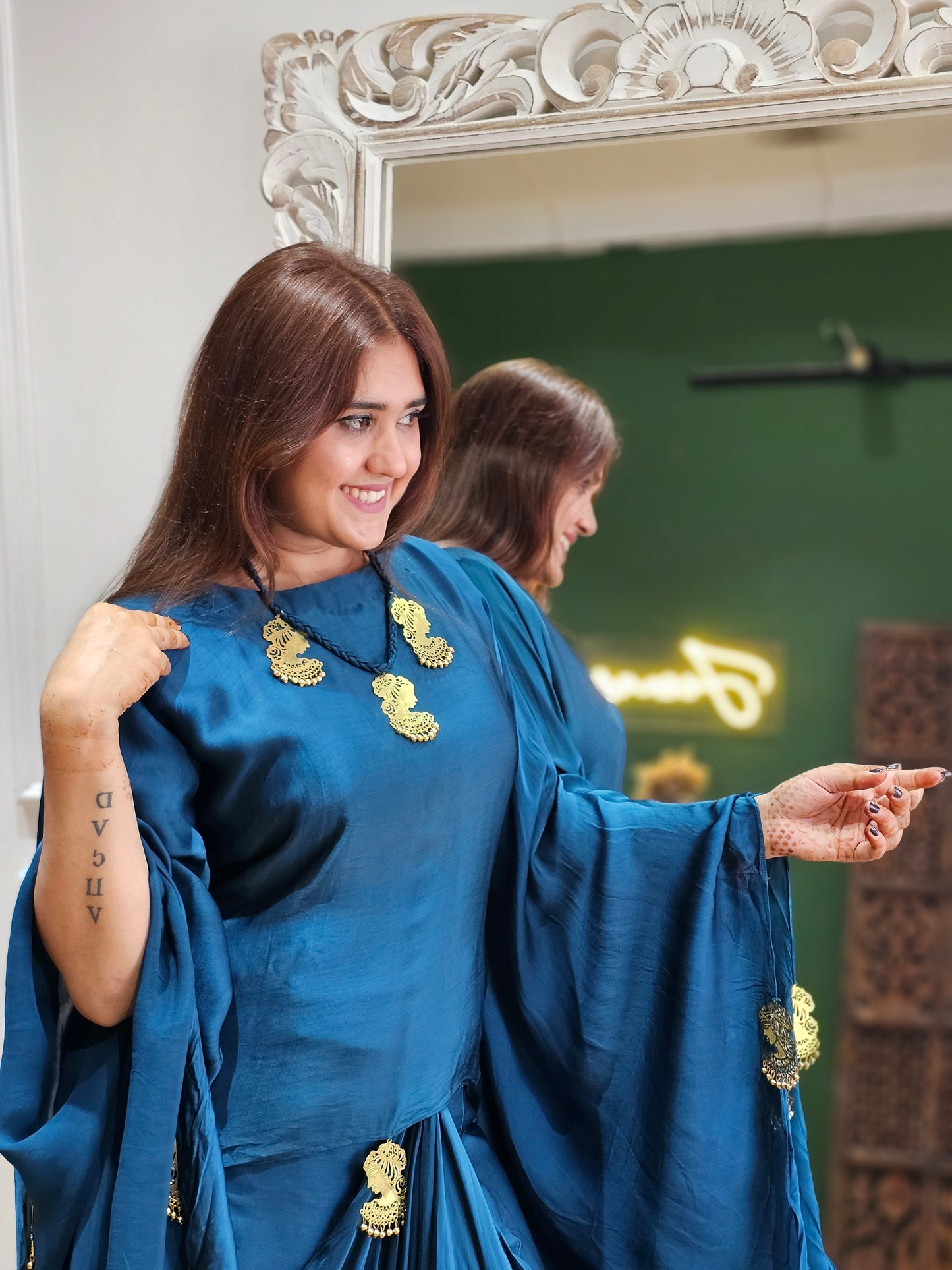 JEENAS pure crape with beautiful hanging