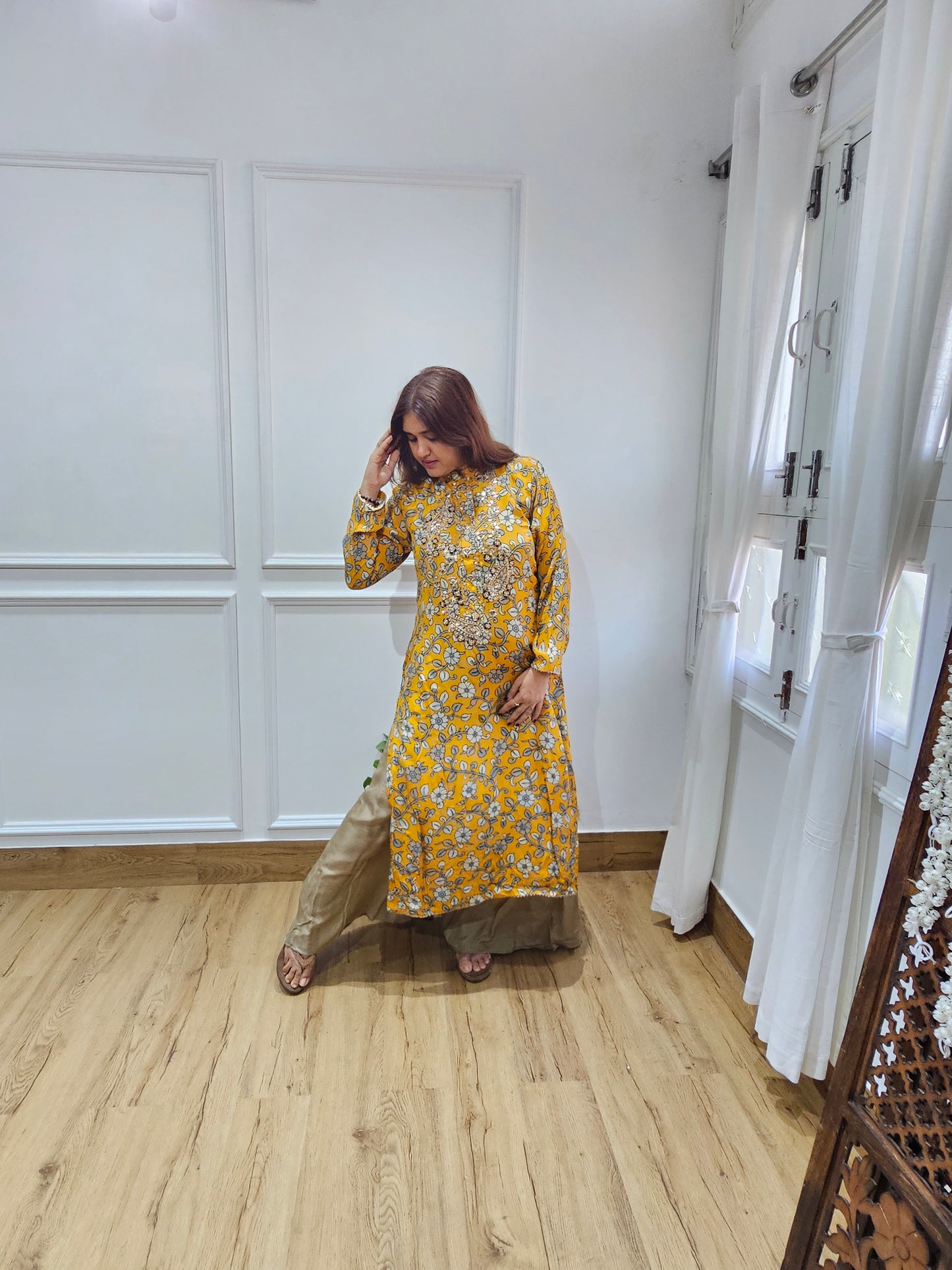 JEENAS pure muslin silk with beautiful print and zardogi work kurta