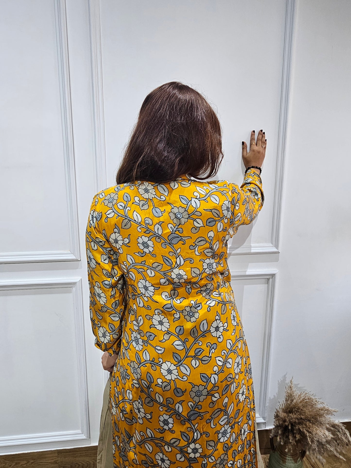 JEENAS pure muslin silk with beautiful print and zardogi work kurta
