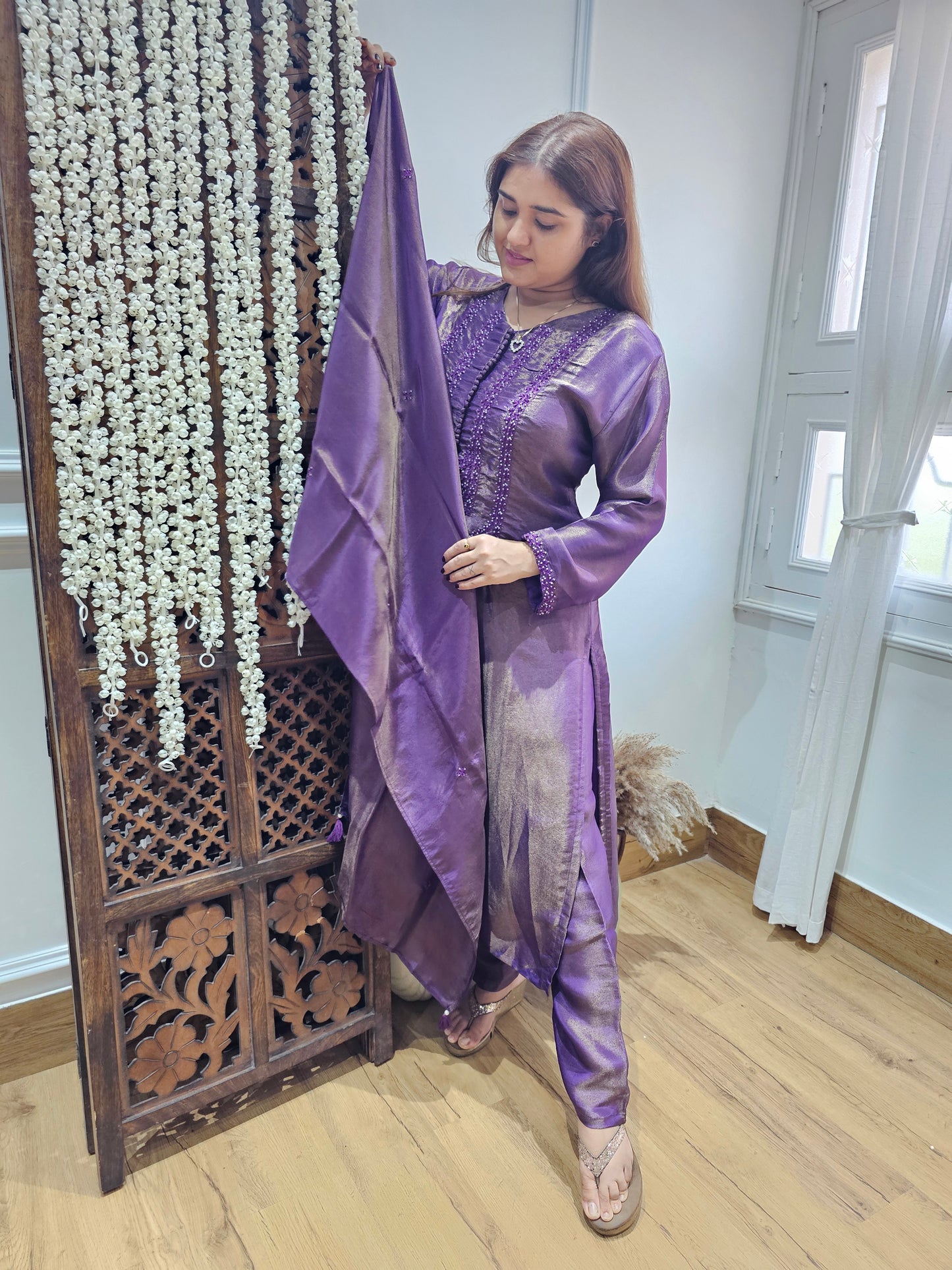 JEENAS pure tissue with thread work suit