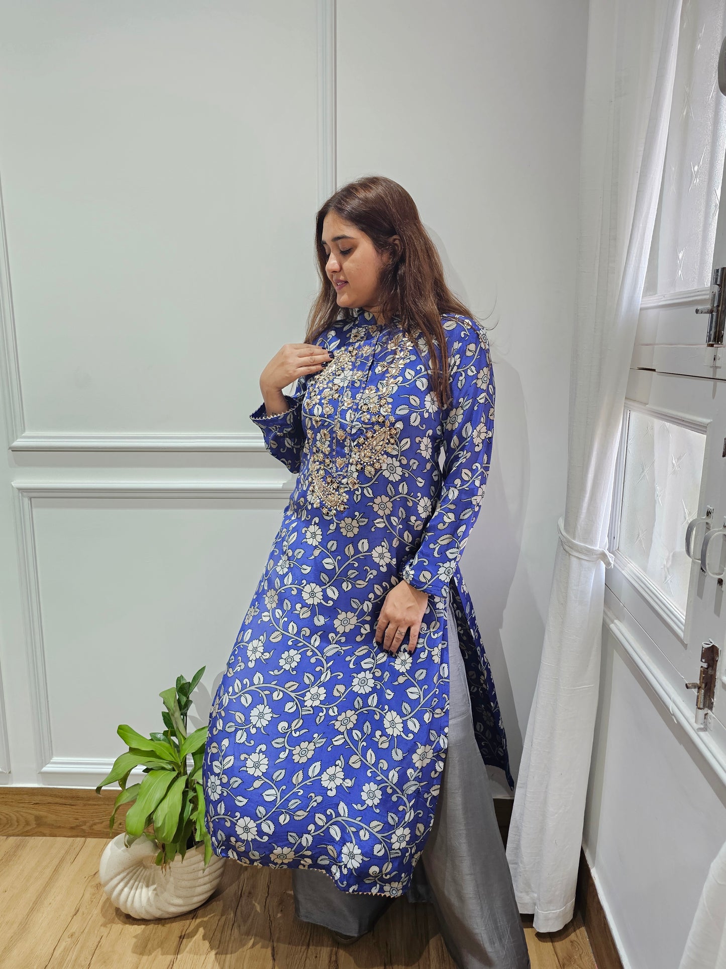 JEENAS pure crape with zardogi work kurta