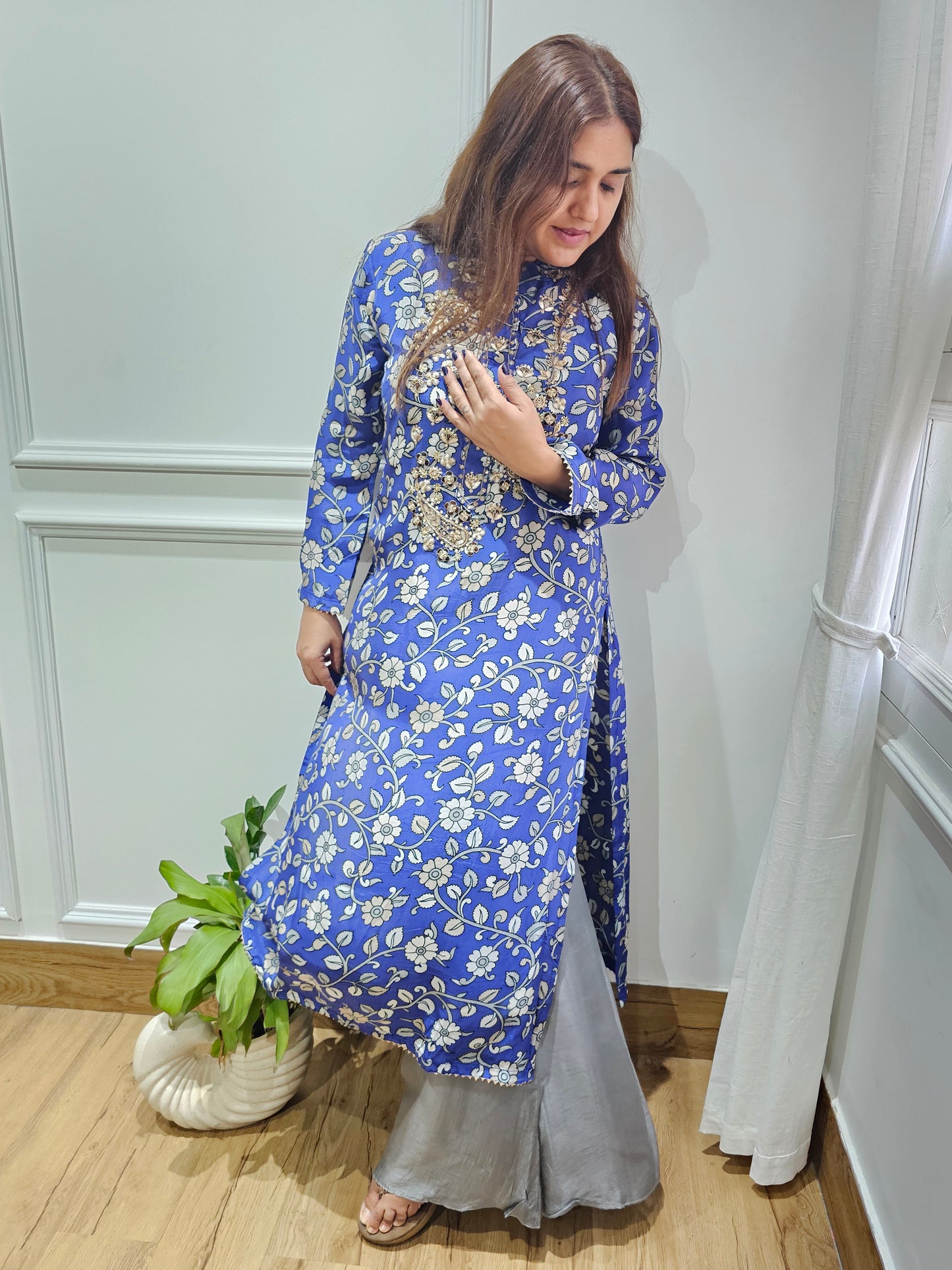 JEENAS pure crape with zardogi work kurta