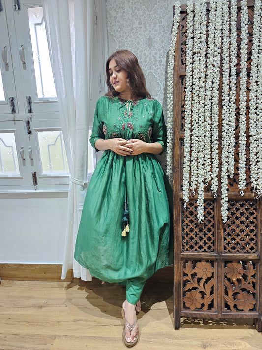 JEENAS pure silk with beautiful embroidery in kurta